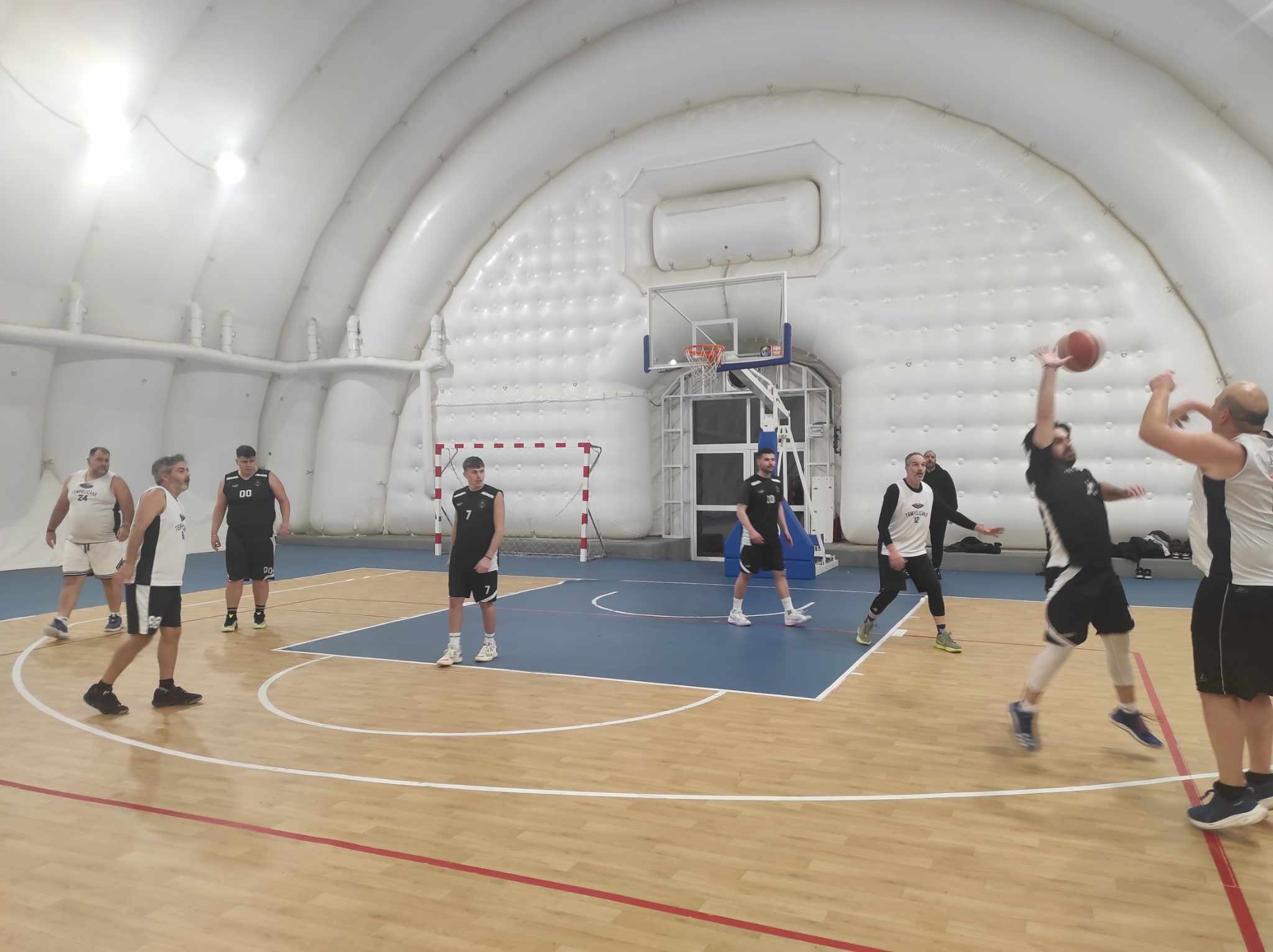 CavLakers vs Tempelicans 60 – 56