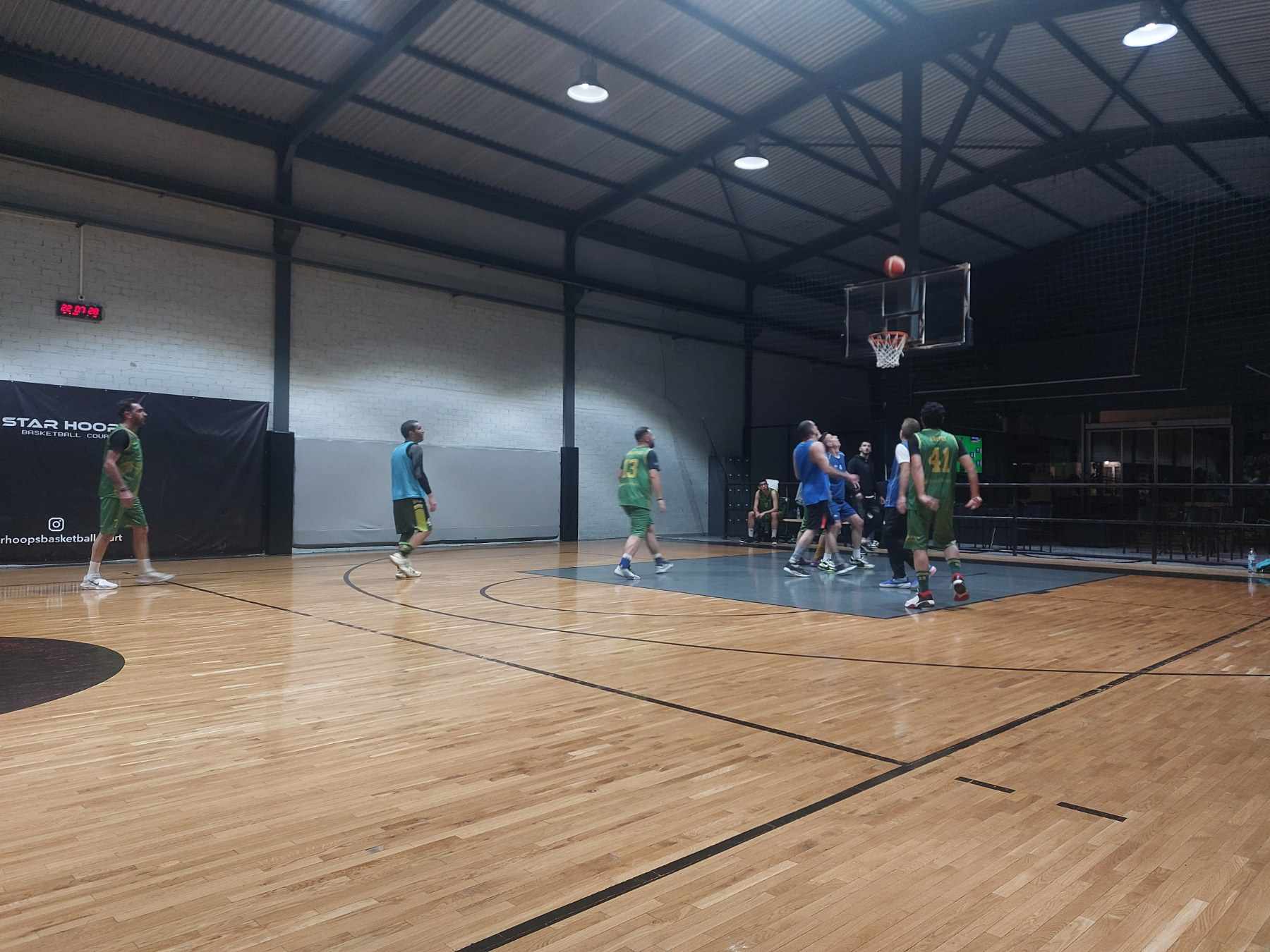 Δεκαδικοί vs Factory Team 52 – 58