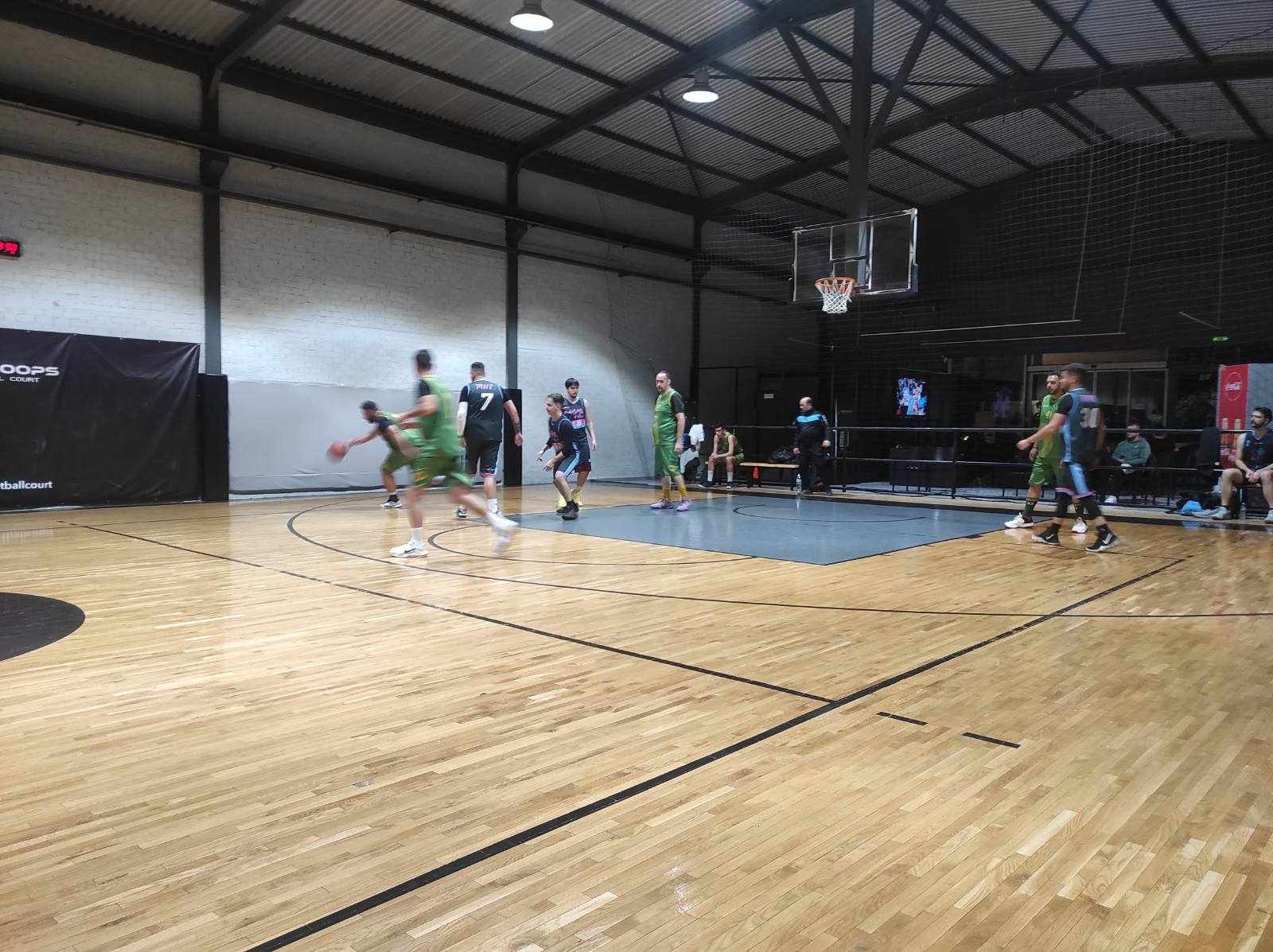 Δεκαδικοί vs Miami Xynn 42 – 45