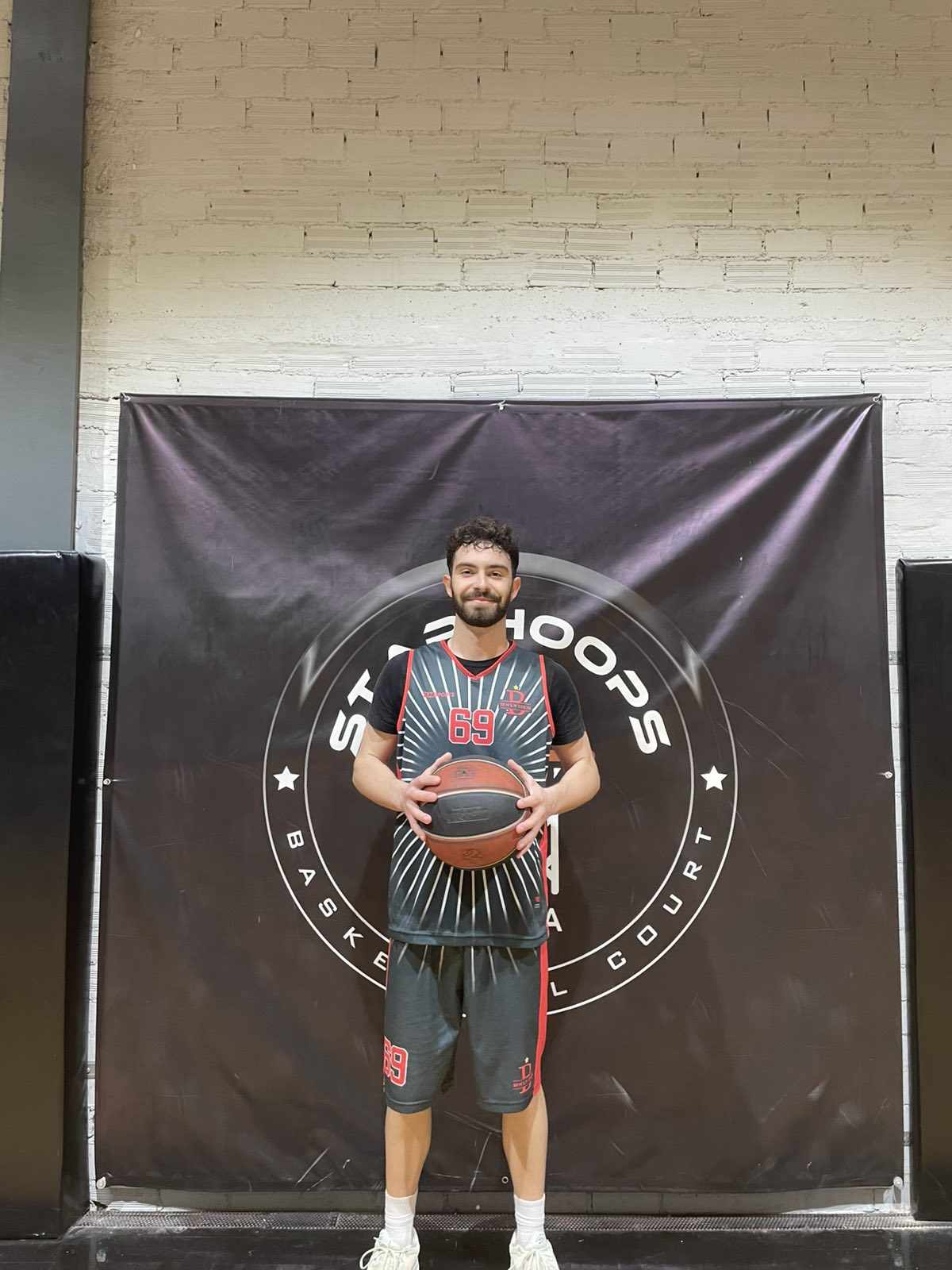 Kavlanta Hawks (P) vs Bkly(des) 54 – 62