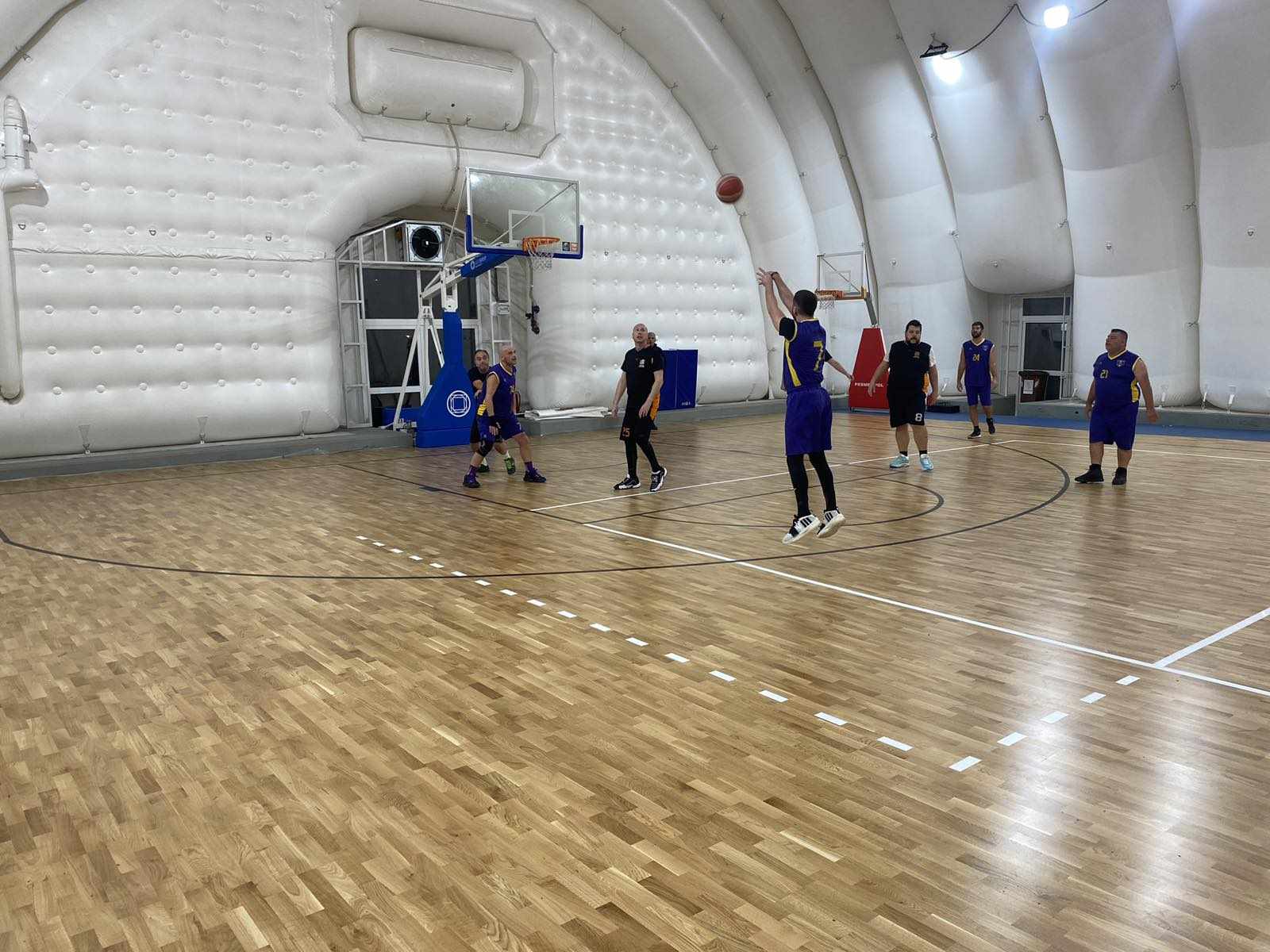 Three and Kukoc vs Gerontia 36 – 64