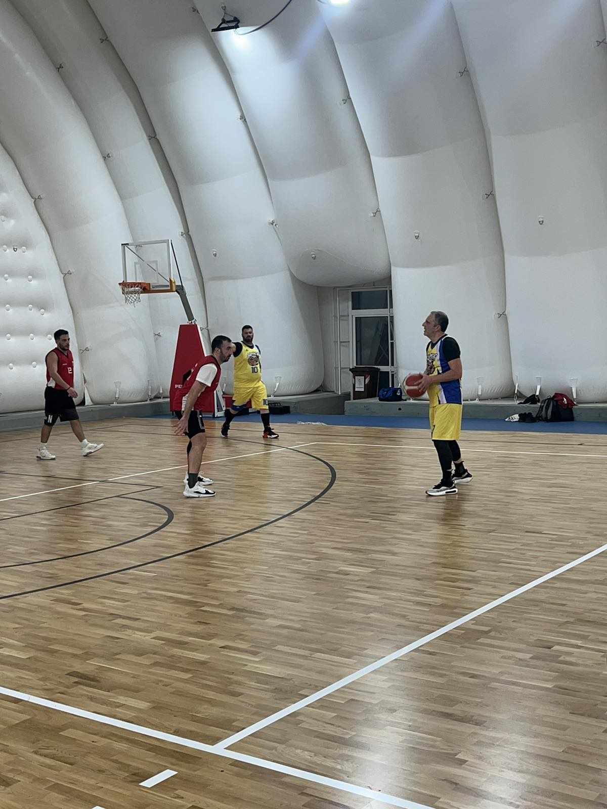 Oklaxwma Thunder vs Sloths 69 – 38