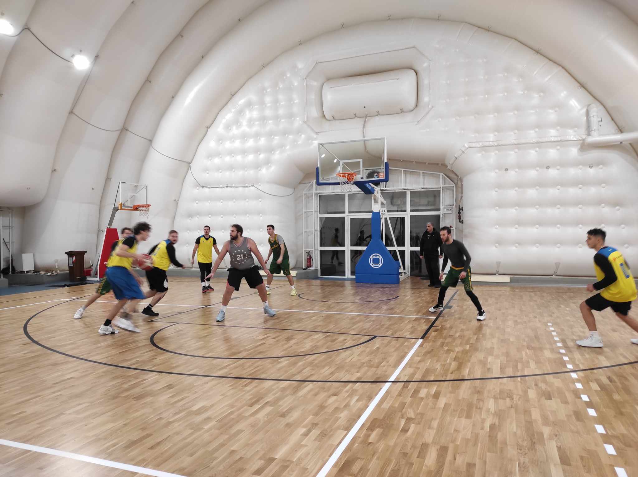 Bomba Clutch vs Bricks And Tricks 51 – 49