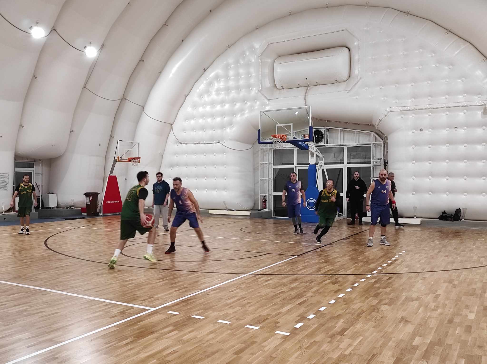 Bomba Clutch vs Pharmers 52 – 33