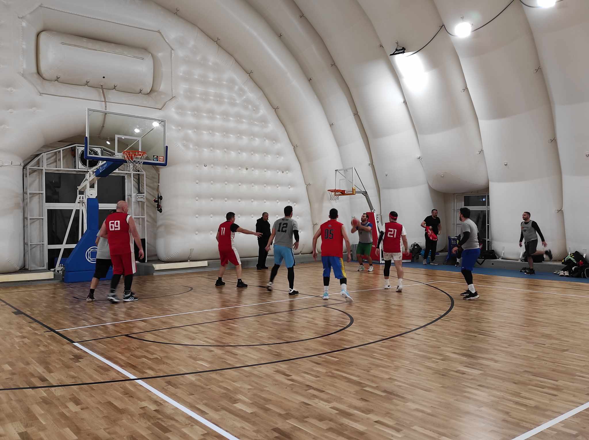 Oklaxwma Thunder vs The Veteruns 57 – 38