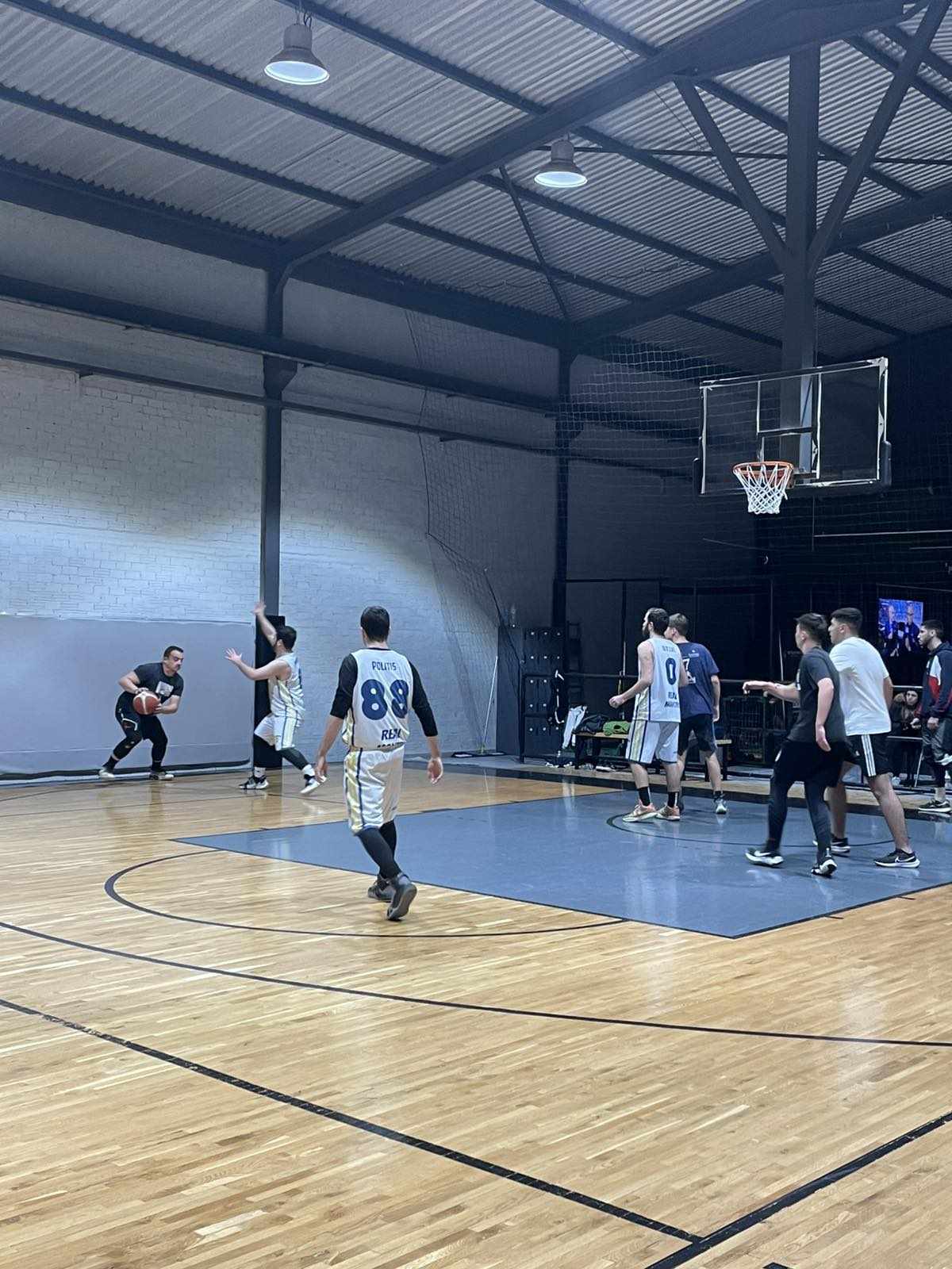 Real Mantri B.C vs Barchelones 51 – 47