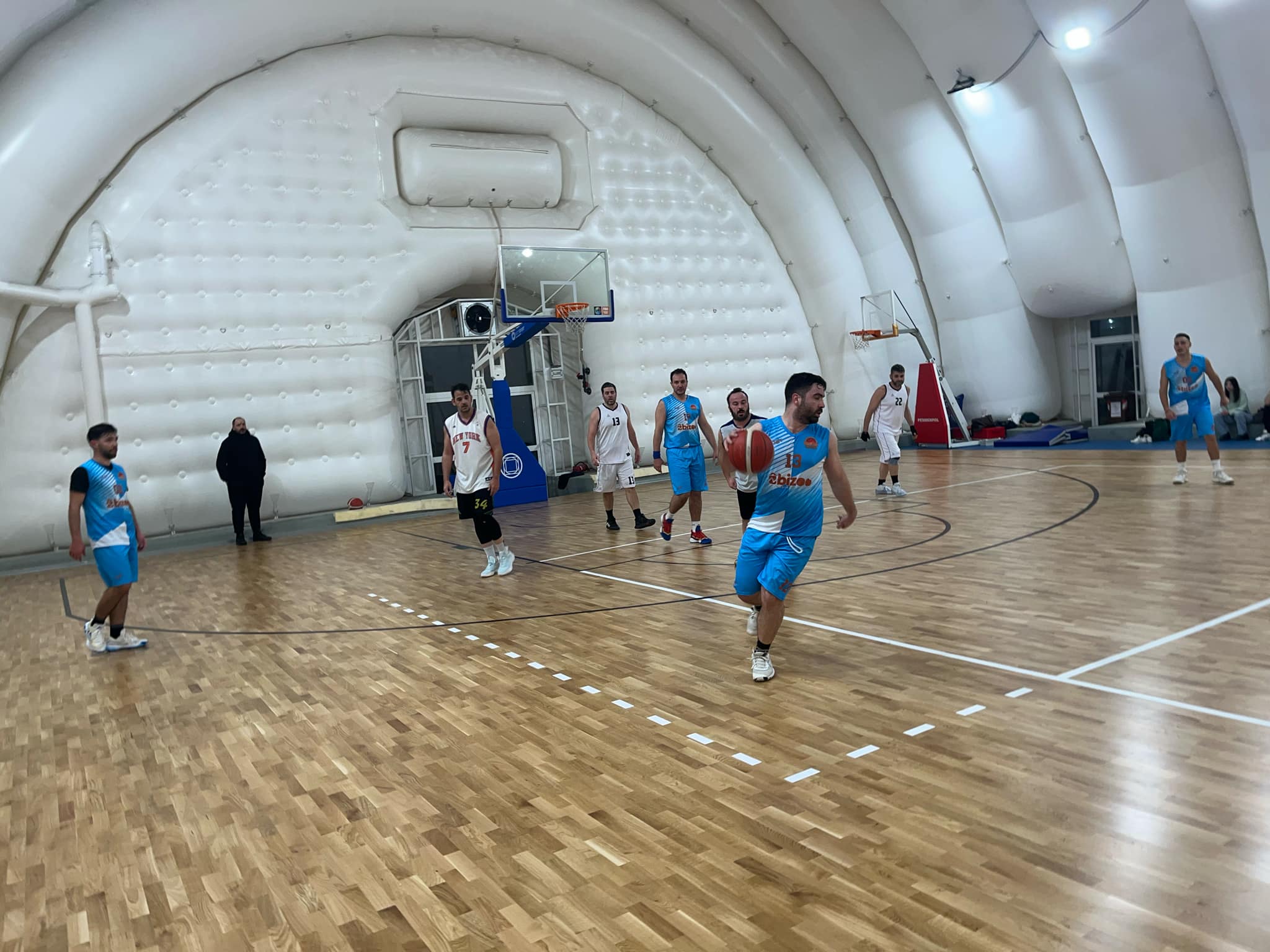 Final Four vs Teenagers 55 – 42