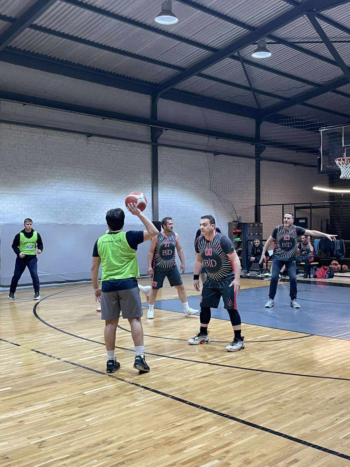 Bkly(des) vs Basxetoi 44 – 38