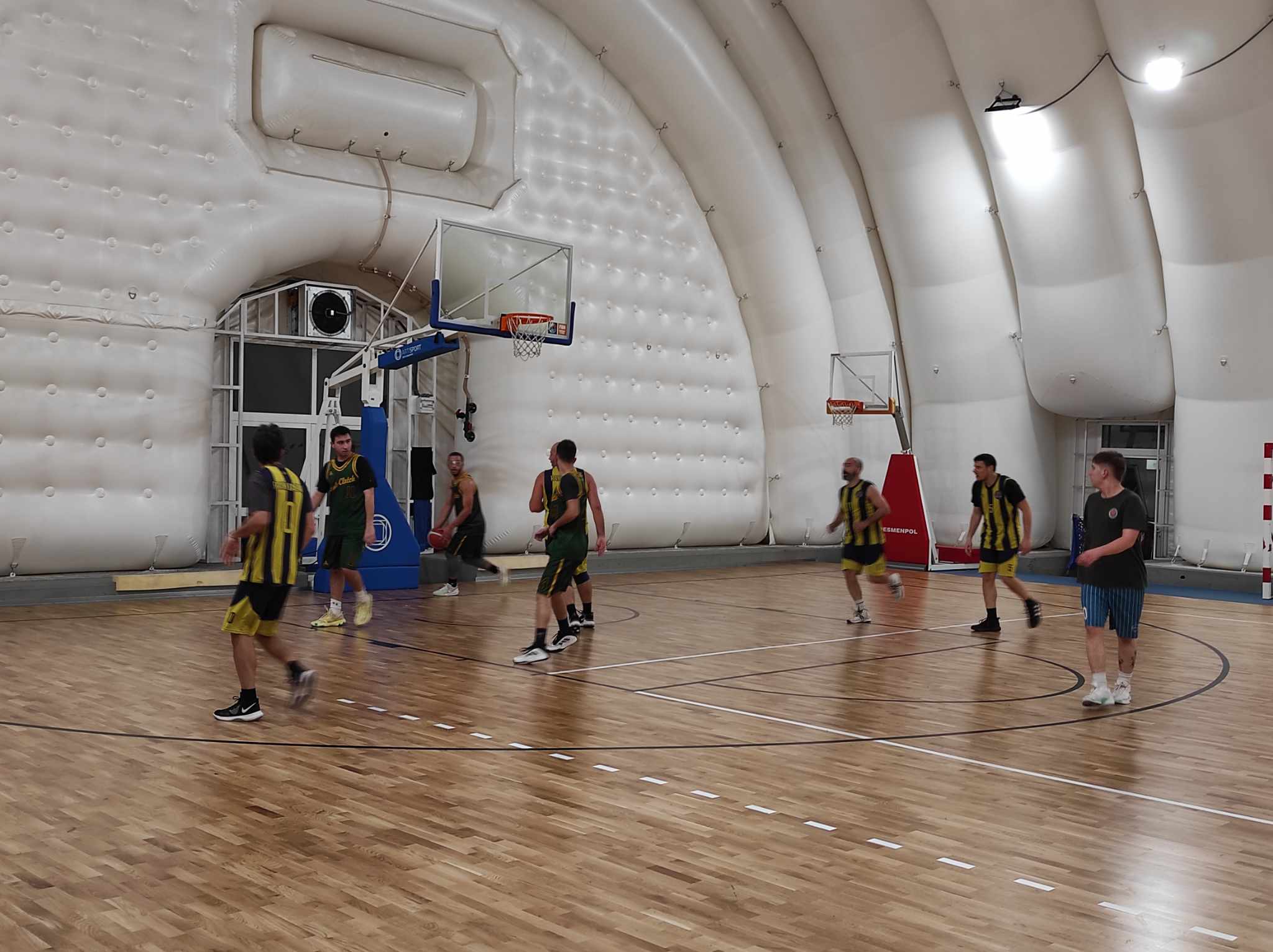 Bomba Clutch vs Raki Kazan 48 – 51