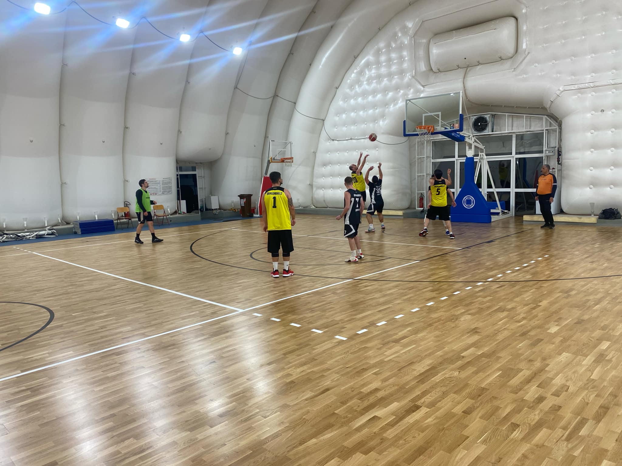 CavLakers vs DragonBallZ 53 – 44