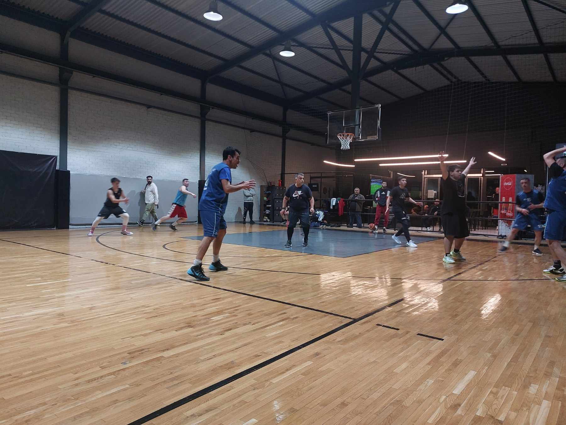 Factory Team vs Barchelones 35 – 43