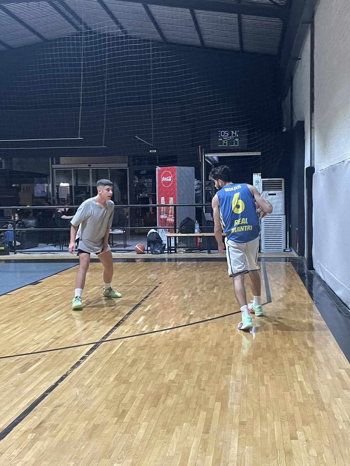 Real Mantri B.C vs Basxetoi 54 – 47