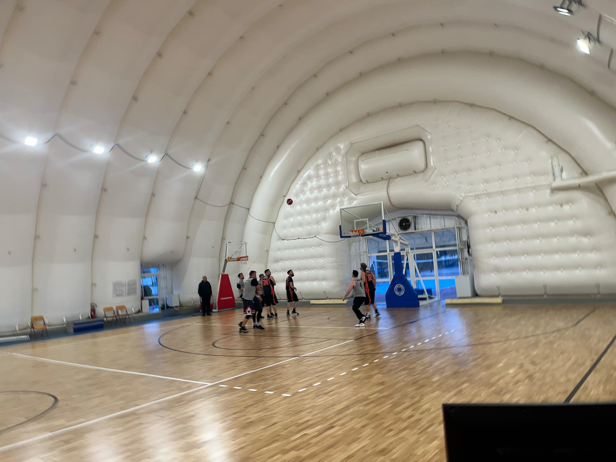 The Veteruns vs Hoops I did it again 41 – 44