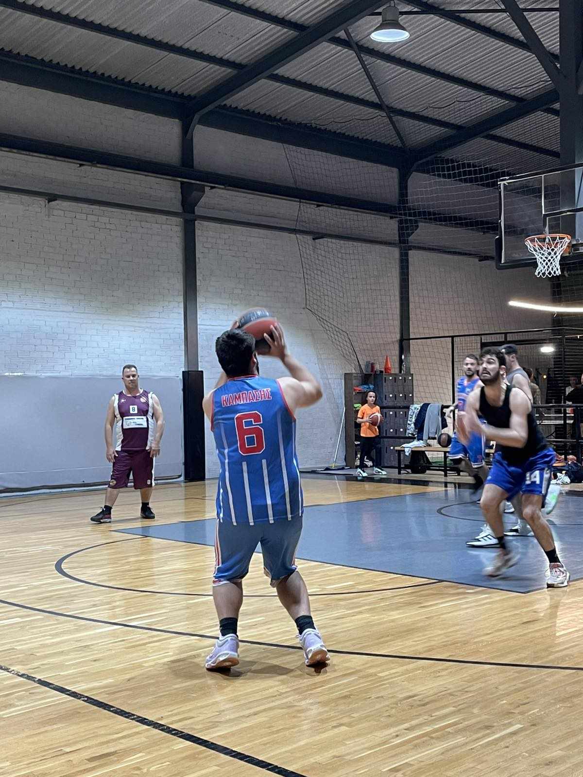 Warriors vs Basxetoi 70 – 49