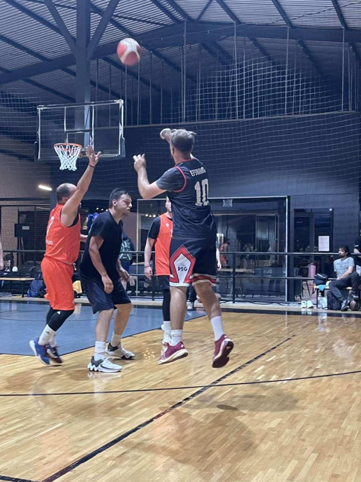 Parisianoi vs Break Freak 41 – 50