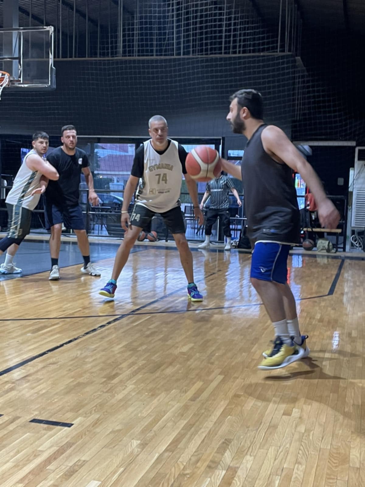 Parisianoi vs Ta Gymania 75 – 58