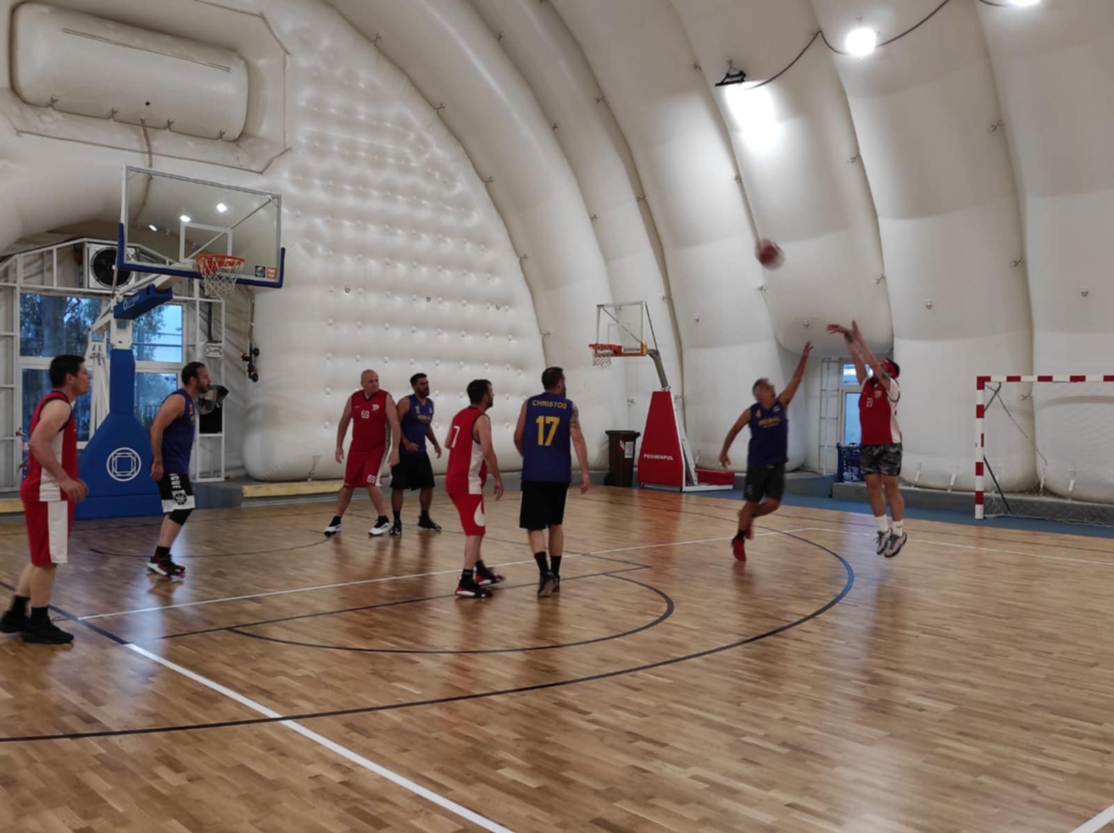 Oklaxwma Thunder vs Remal Madrid 59 – 47