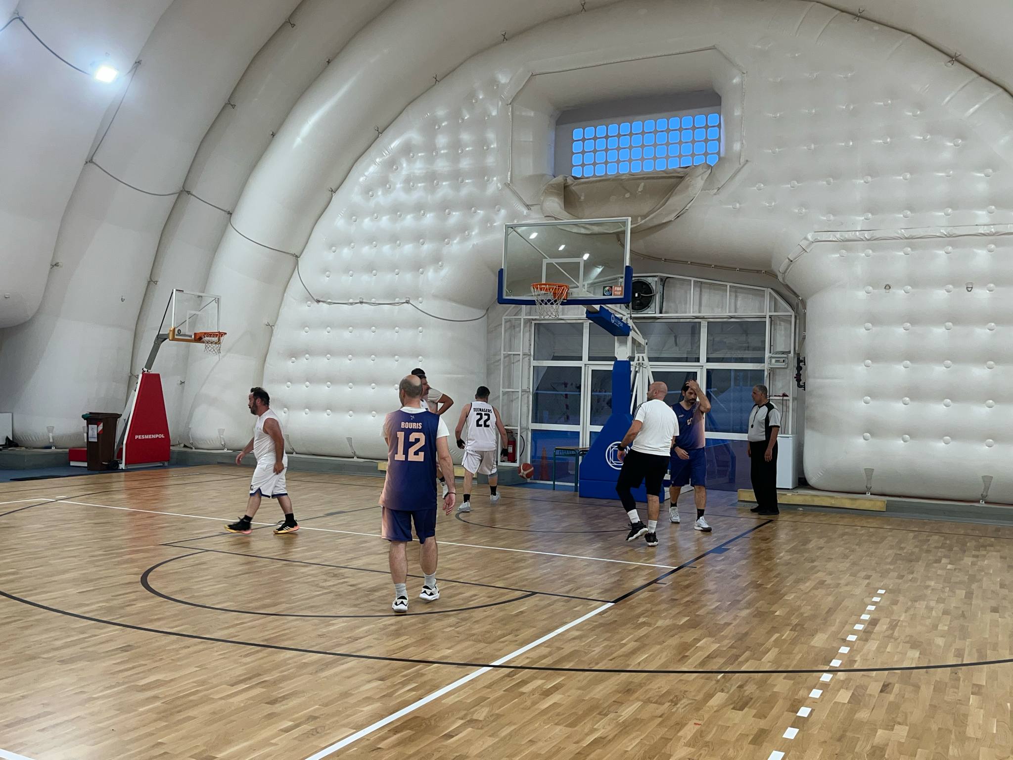 Teenagers vs Pharmers 46 – 41