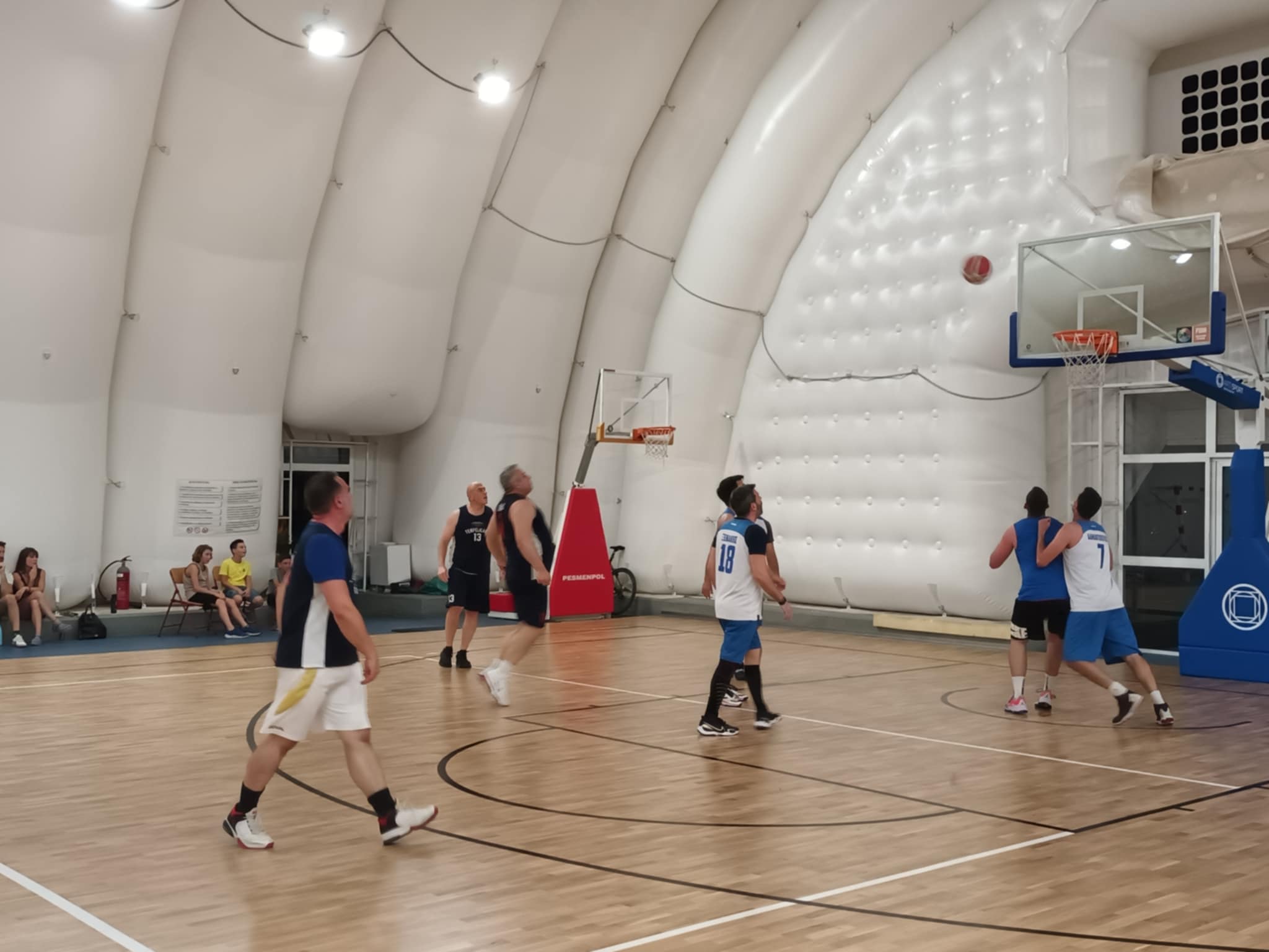 Tempelicans vs Oi axtenistoi 36 – 33