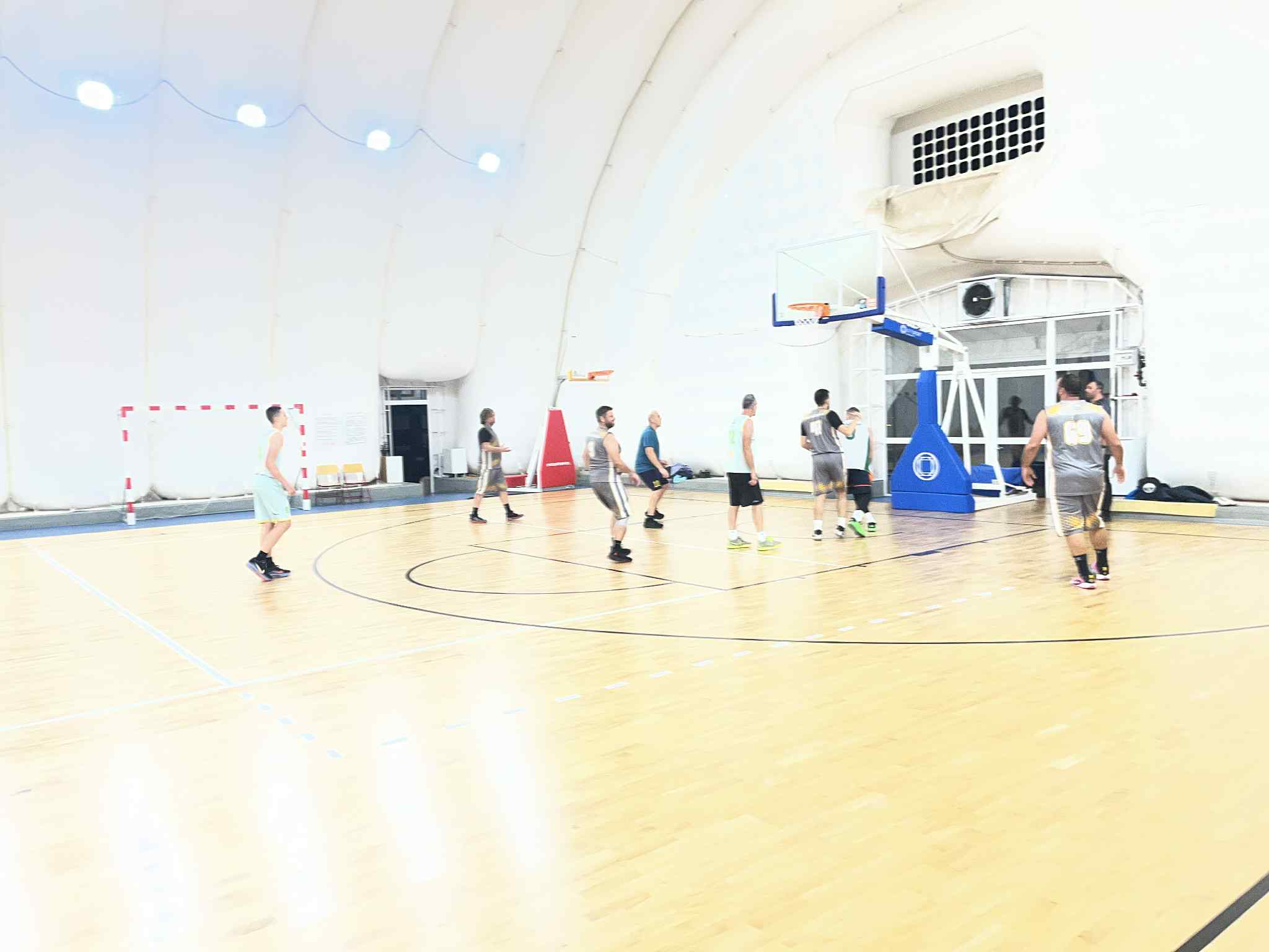 Louxoparea vs Vector Team 42 – 43