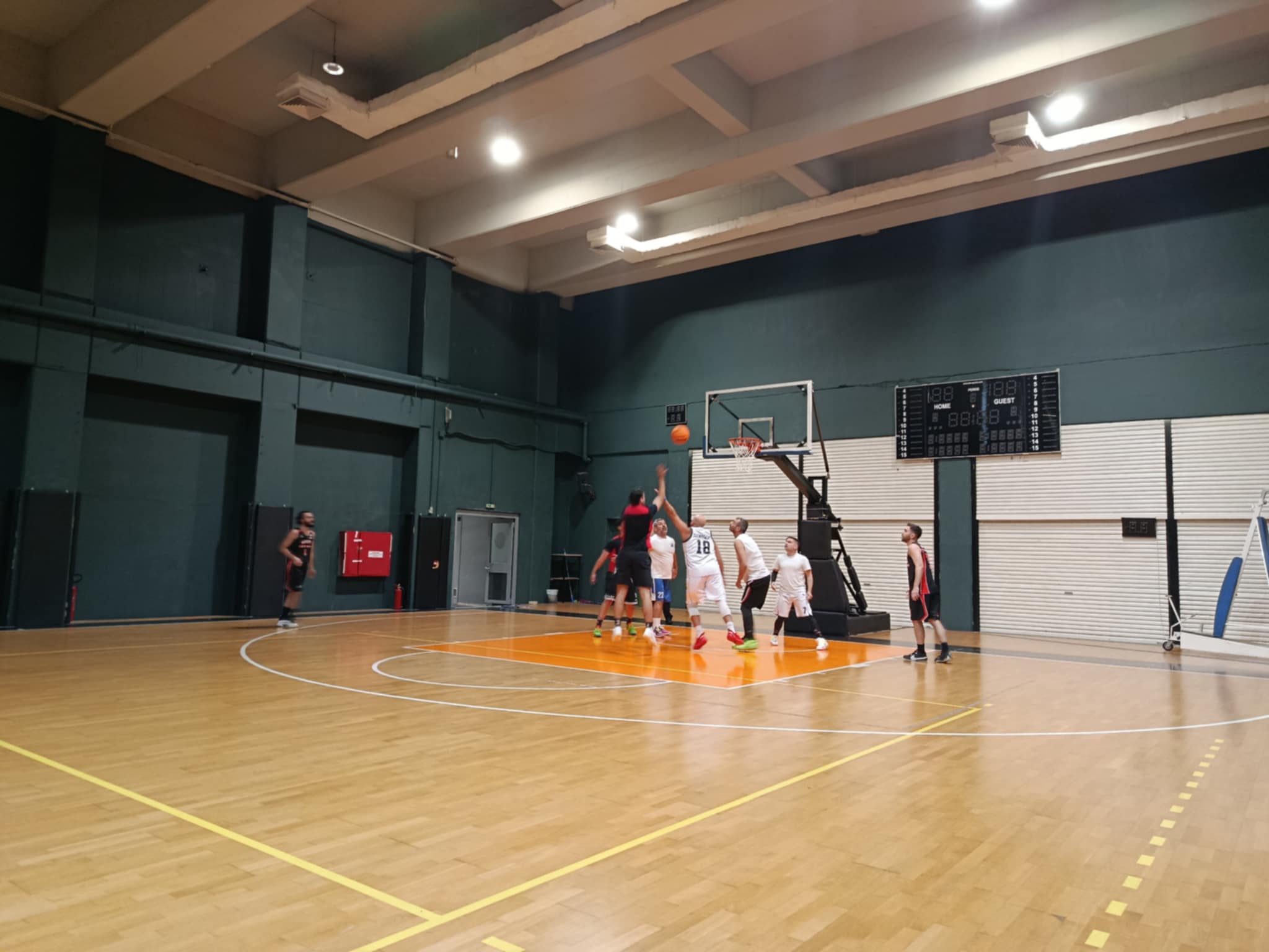 Teenagers vs Hoops I did it again 36 – 37