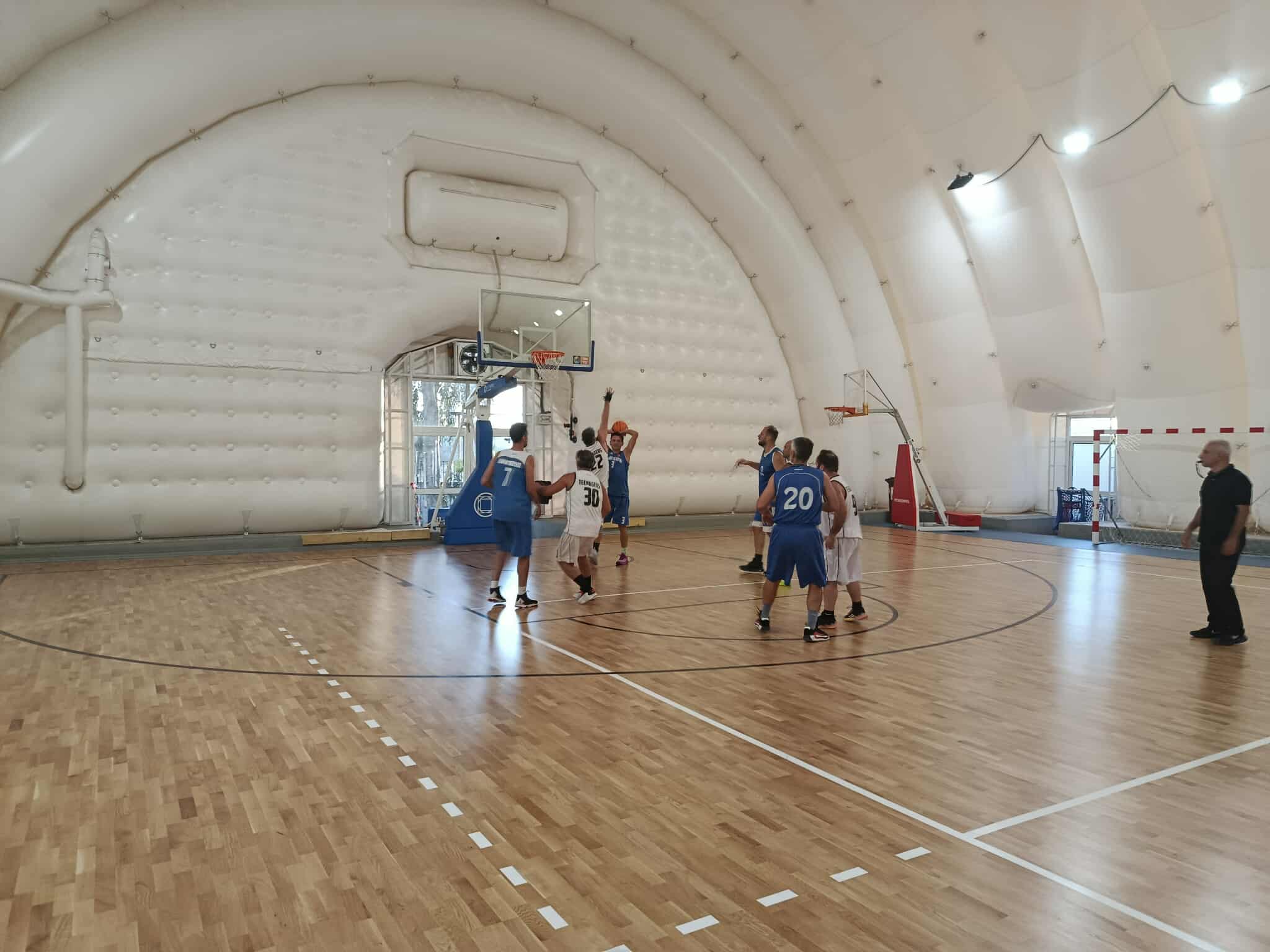 Oi axtenistoi vs Teenagers  46 – 29