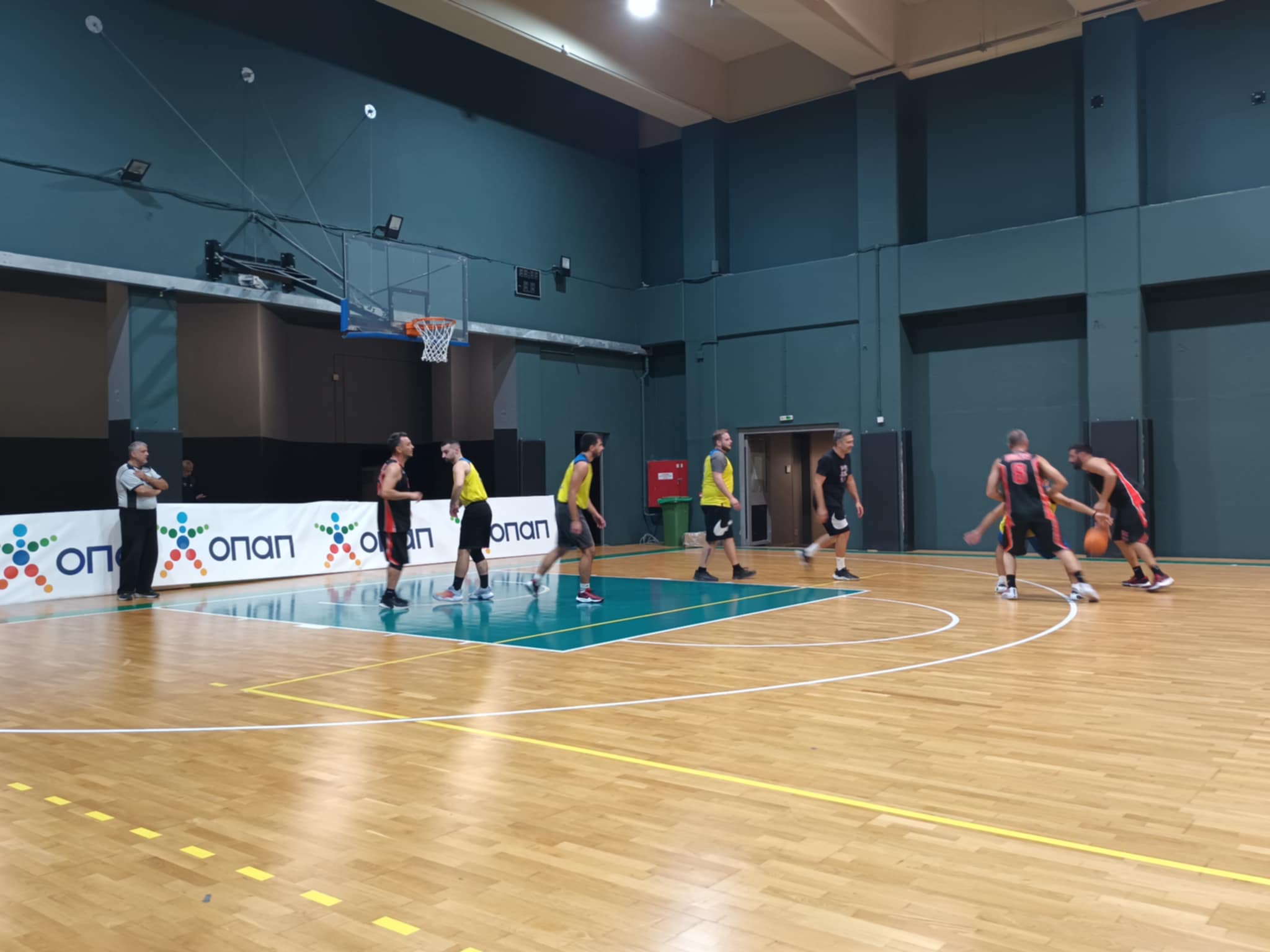 Bricks And Tricks vs H8ers 32 – 30