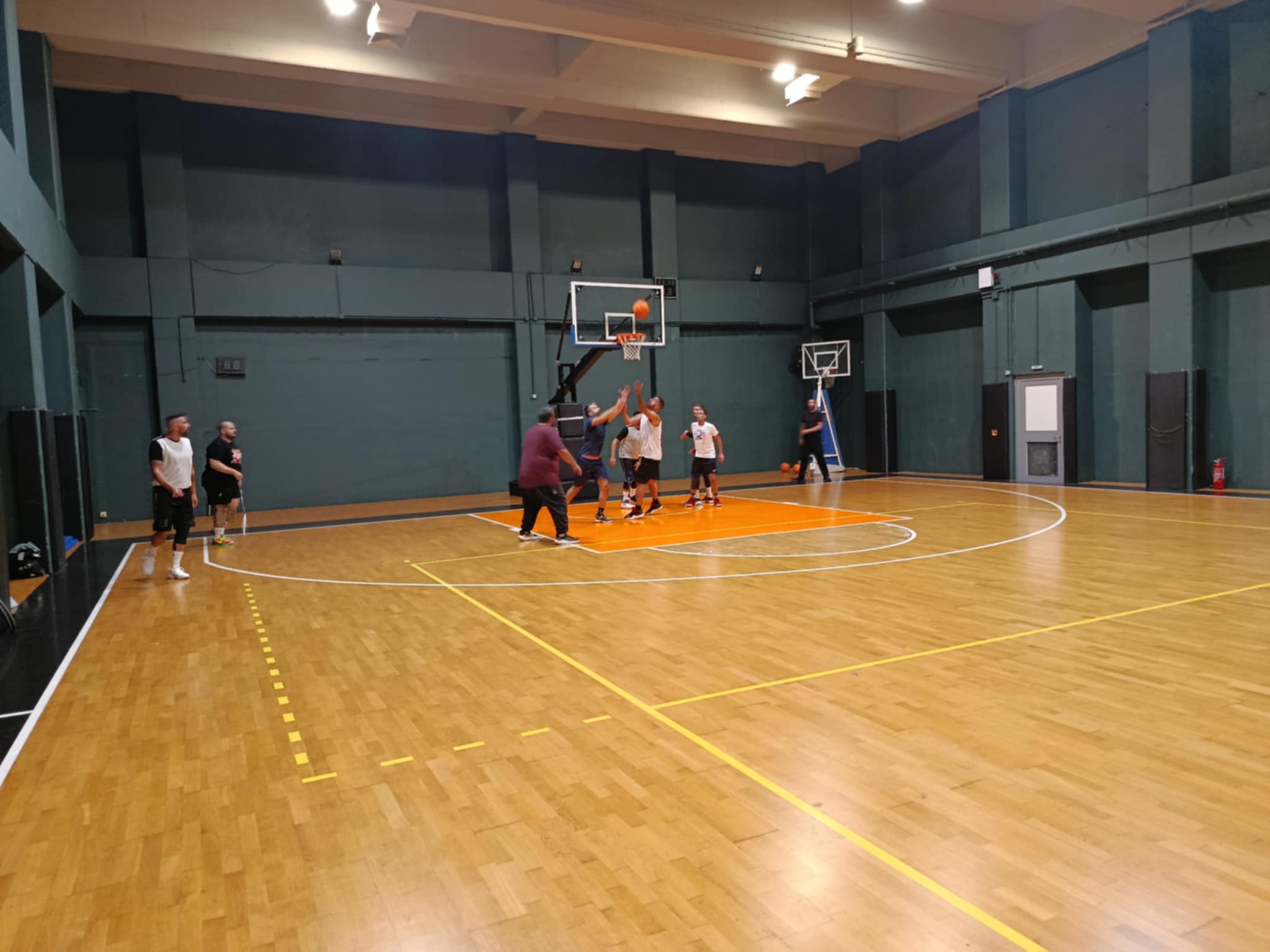 Cash Money vs Gastone 79 – 76