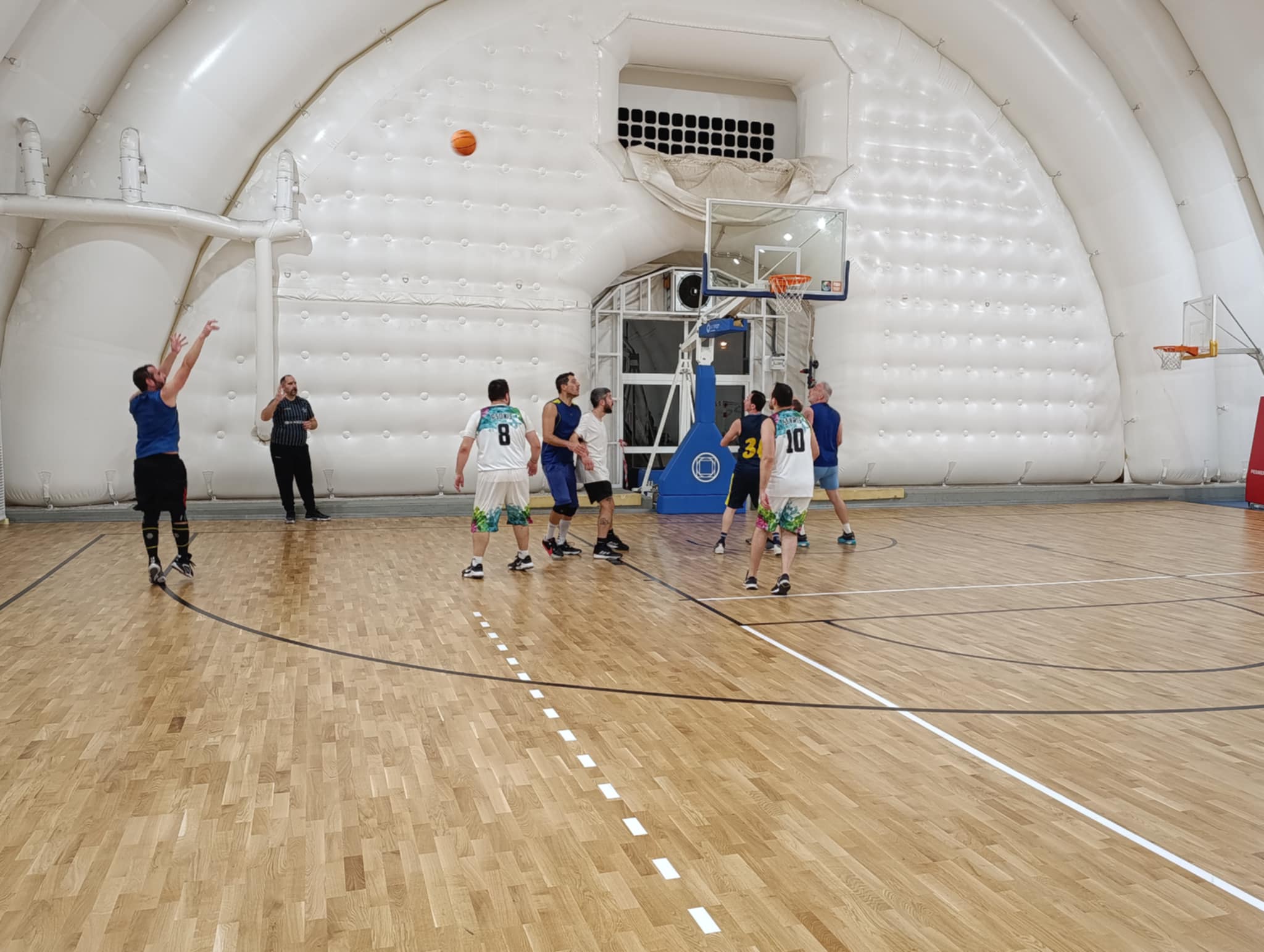 Vatos Blockos vs Poios tha taizei ton Psilo 37 – 14