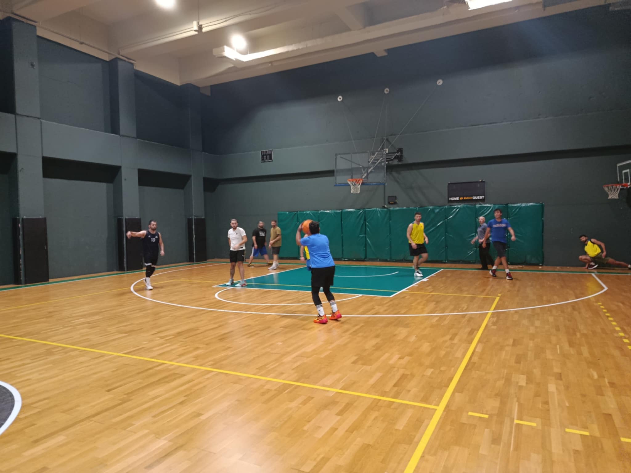 Bricks And Tricks vs Old School 42 – 47
