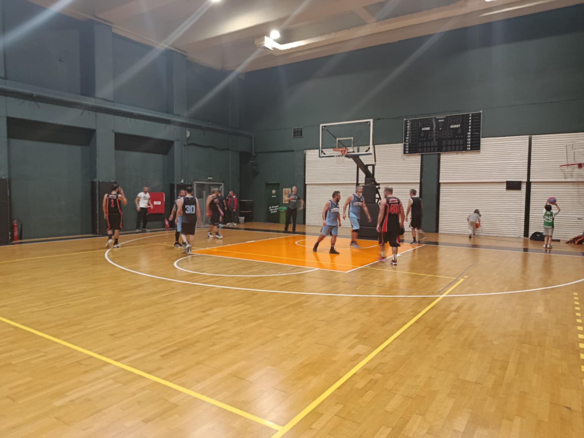 Vatos Blockos vs Hoops I did it again 43 – 38