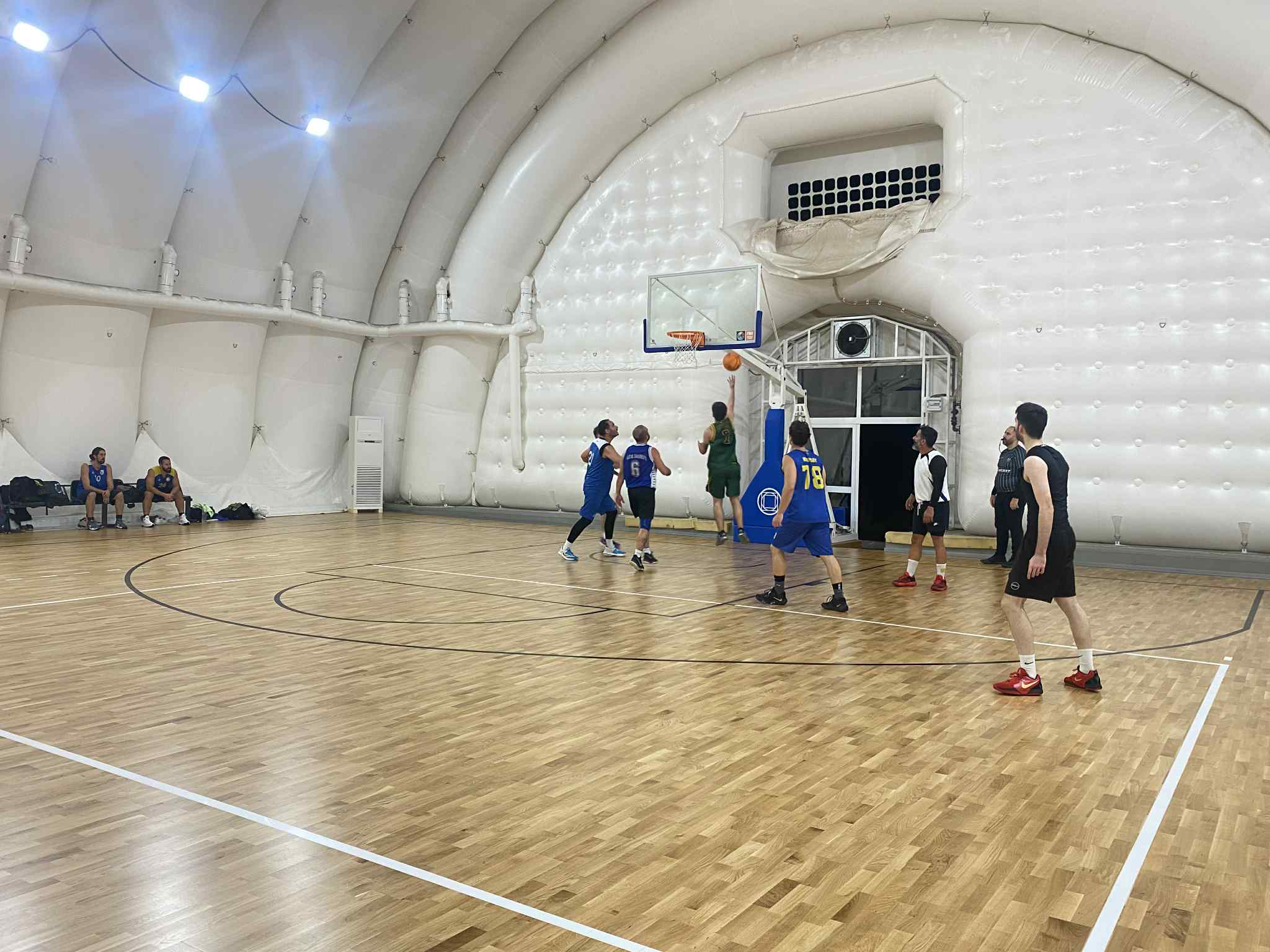 Bomba Clutch vs Old School 42 – 44