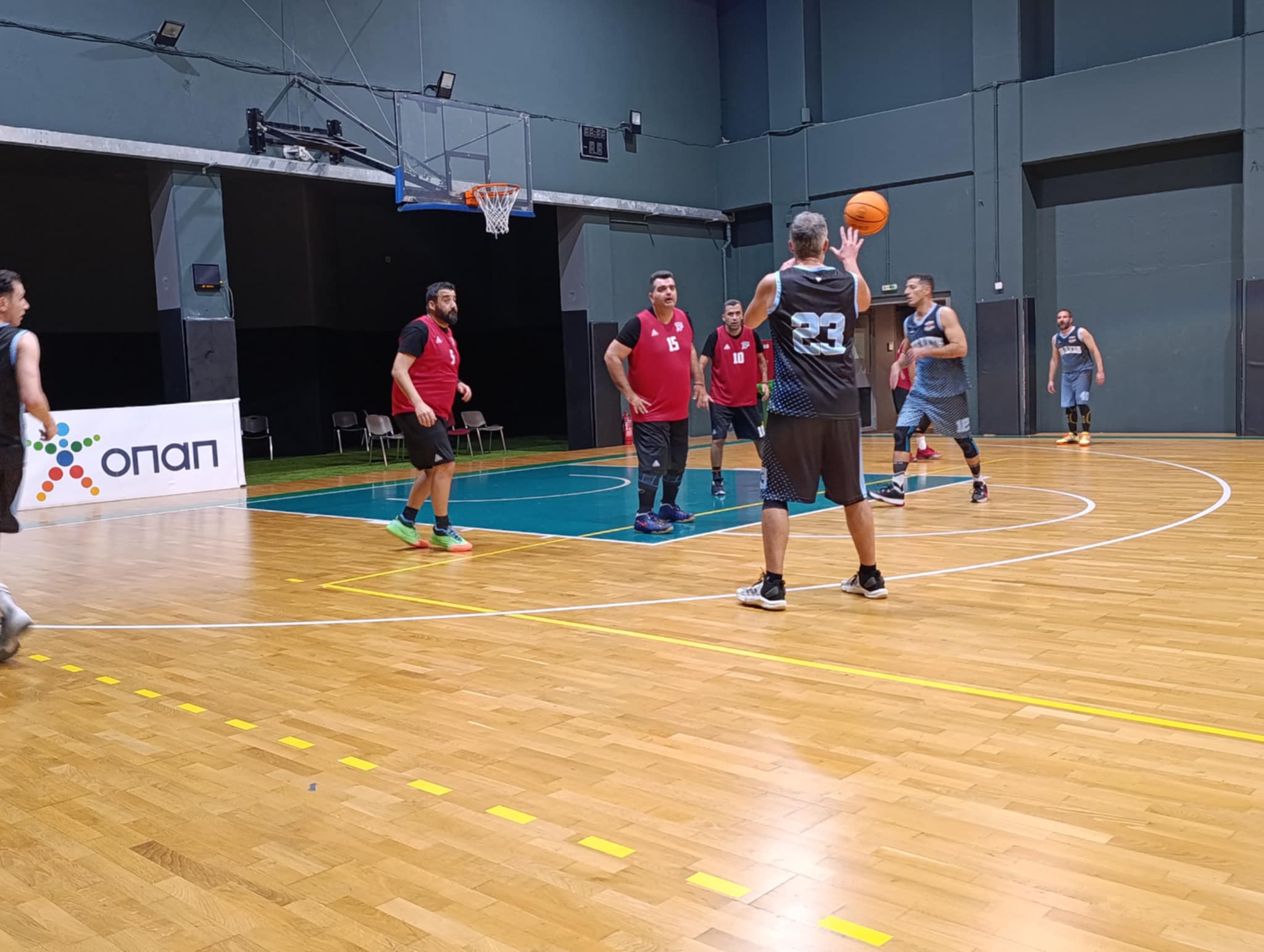 Oloi xwma Thunder vs Vatos Blockos 42 – 28