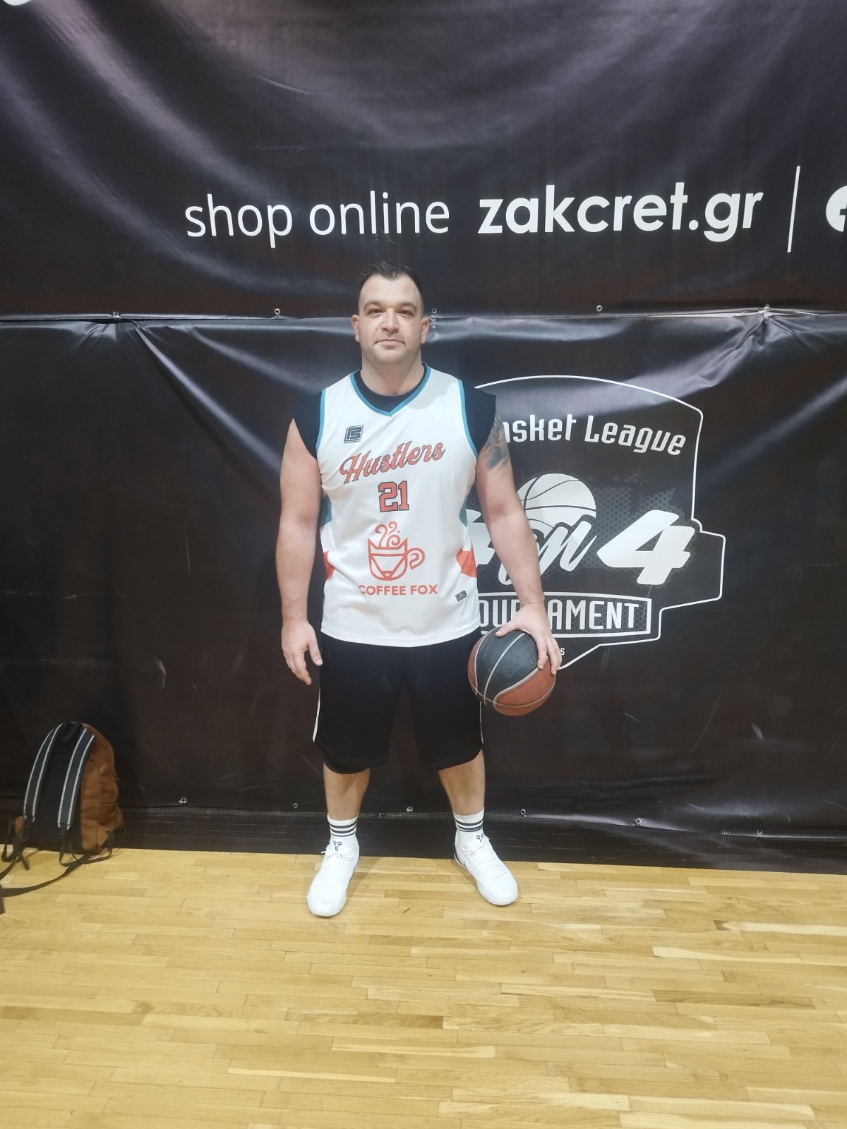 Δεκαδικοί vs Hustlers 32 – 37