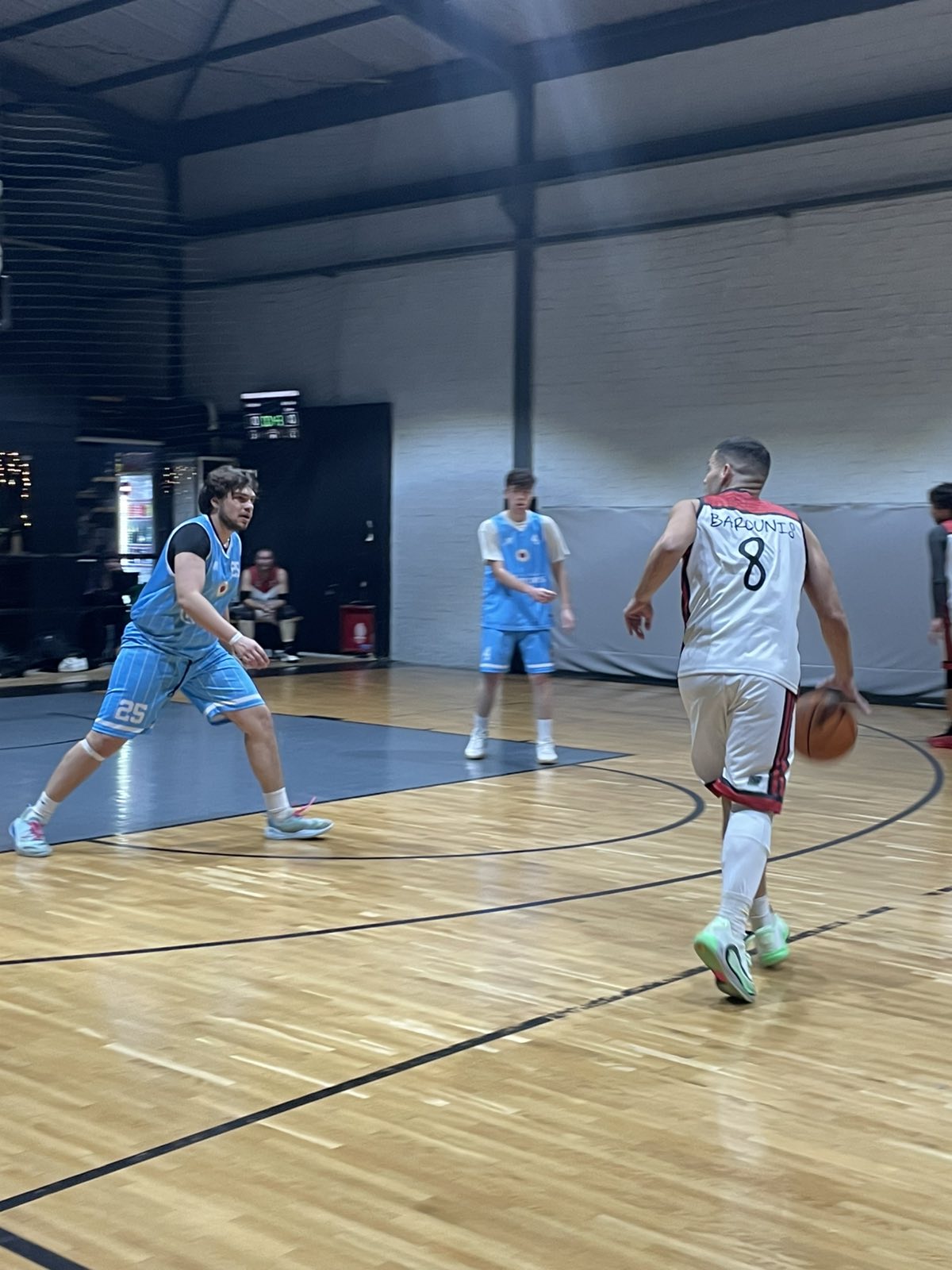 Brick Freak vs Show Time Cerise 45 – 49