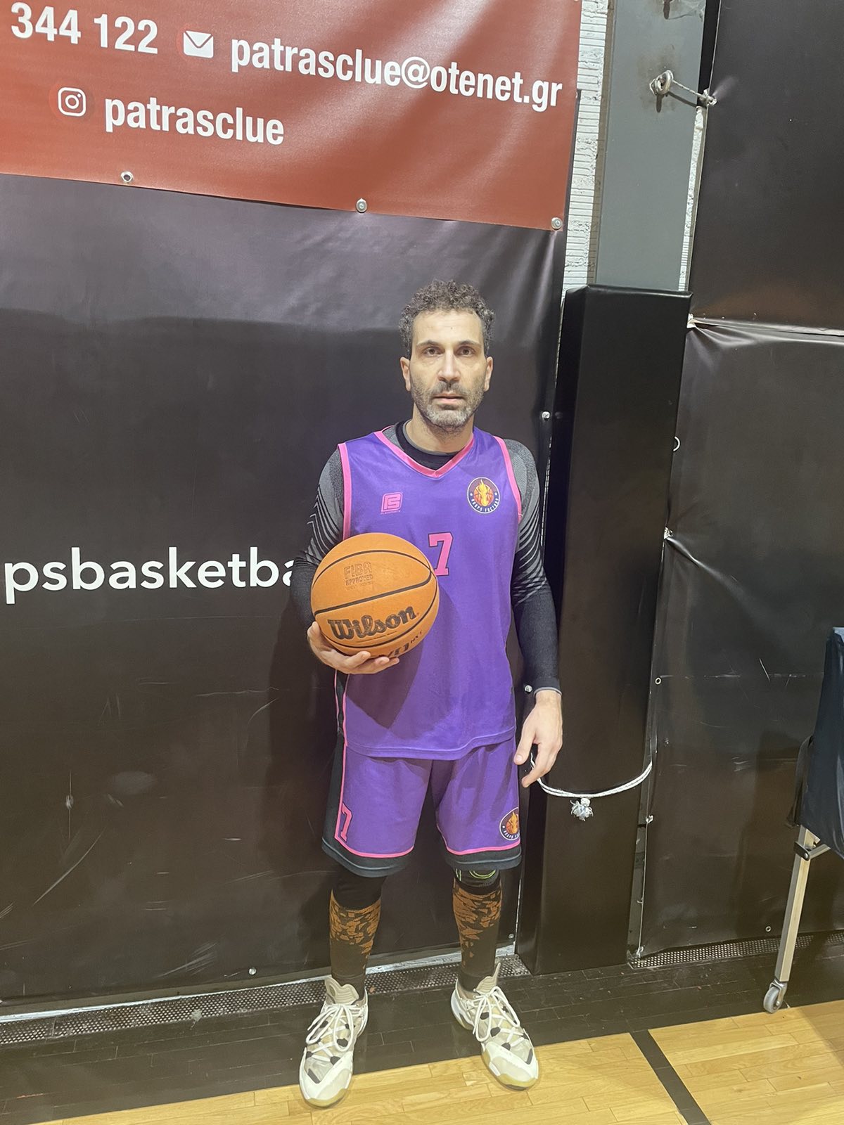 Hoops Factory vs Veterans Junior 53 – 48