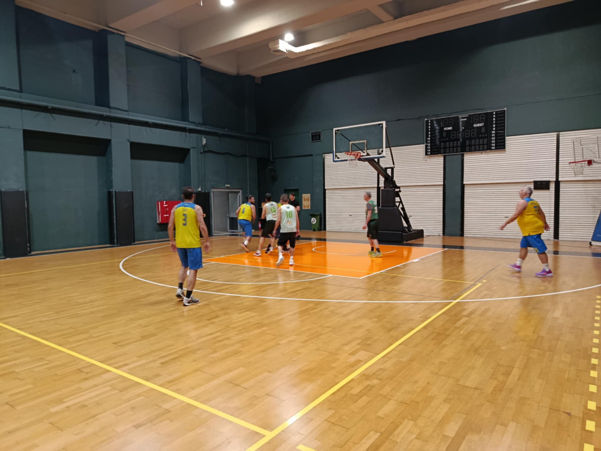 Louxoparea vs Breaking Dads 47 – 48