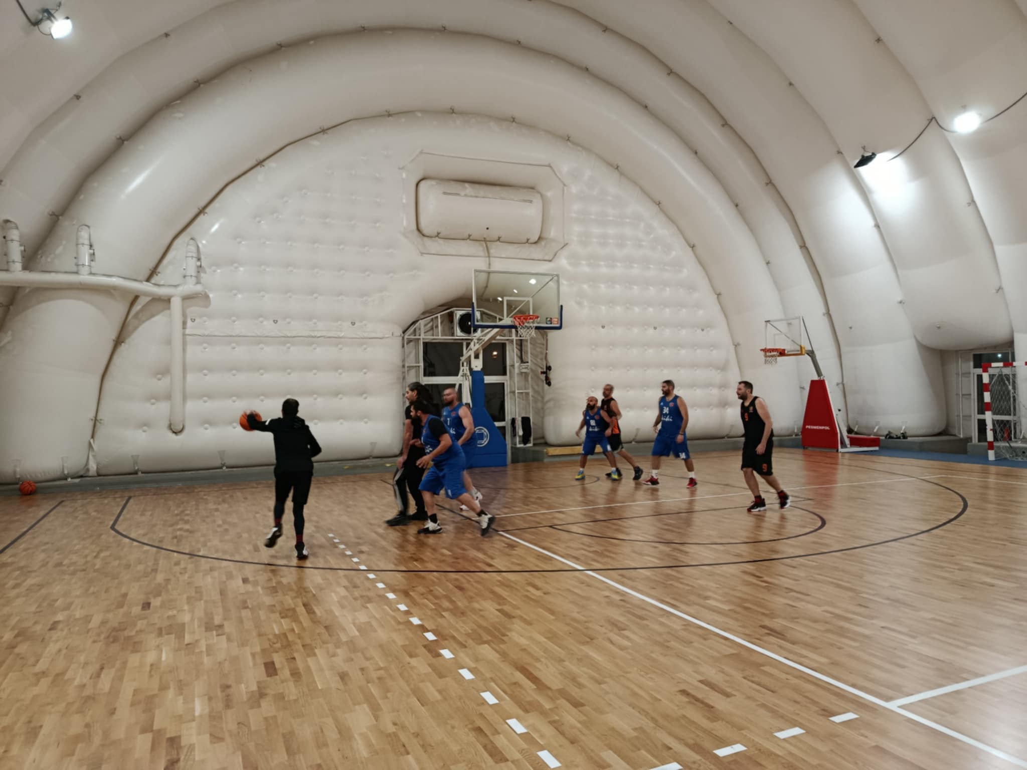 Three and Kukoc vs Roosters 34 – 29