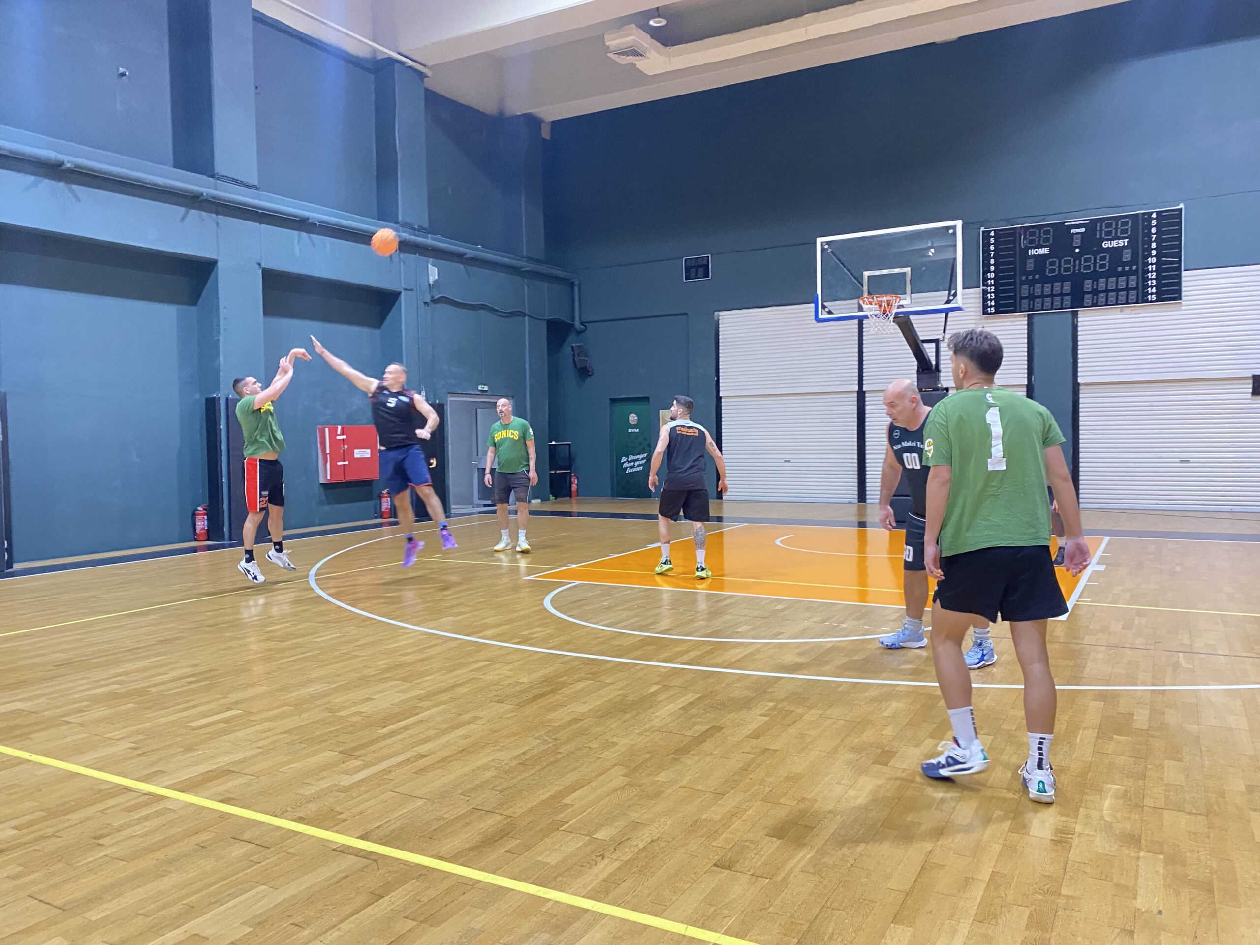 Nea Makri Team vs Super Sonics 60 – 80