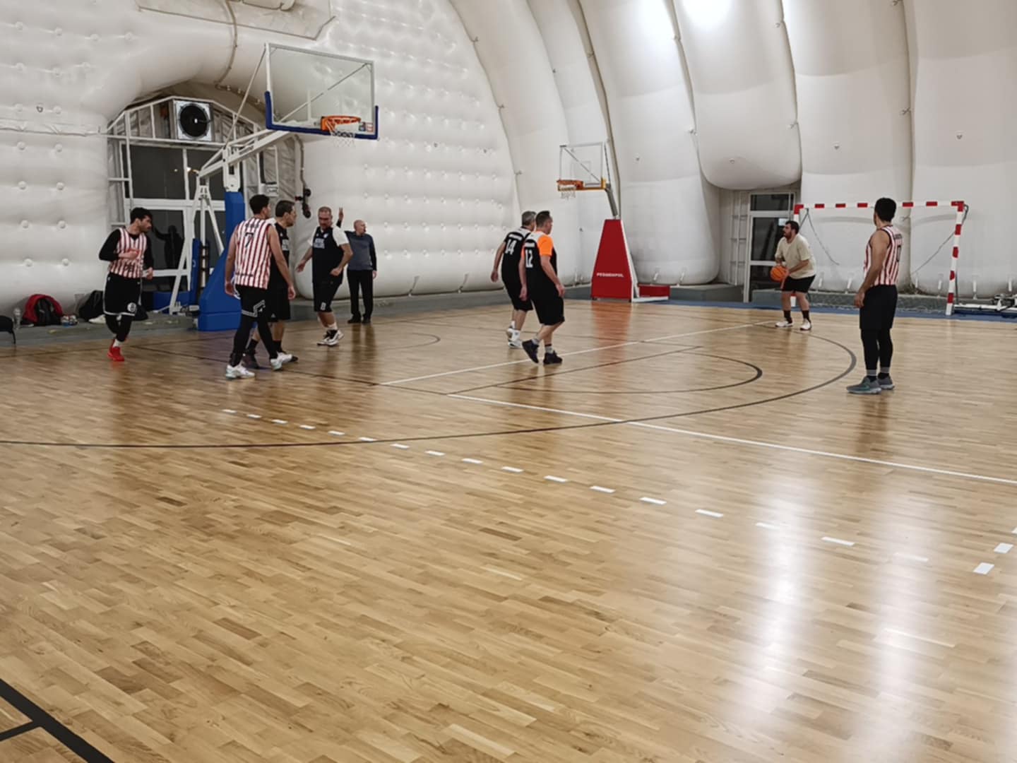 Hodreamer vs Aerial Ballers 62 – 49