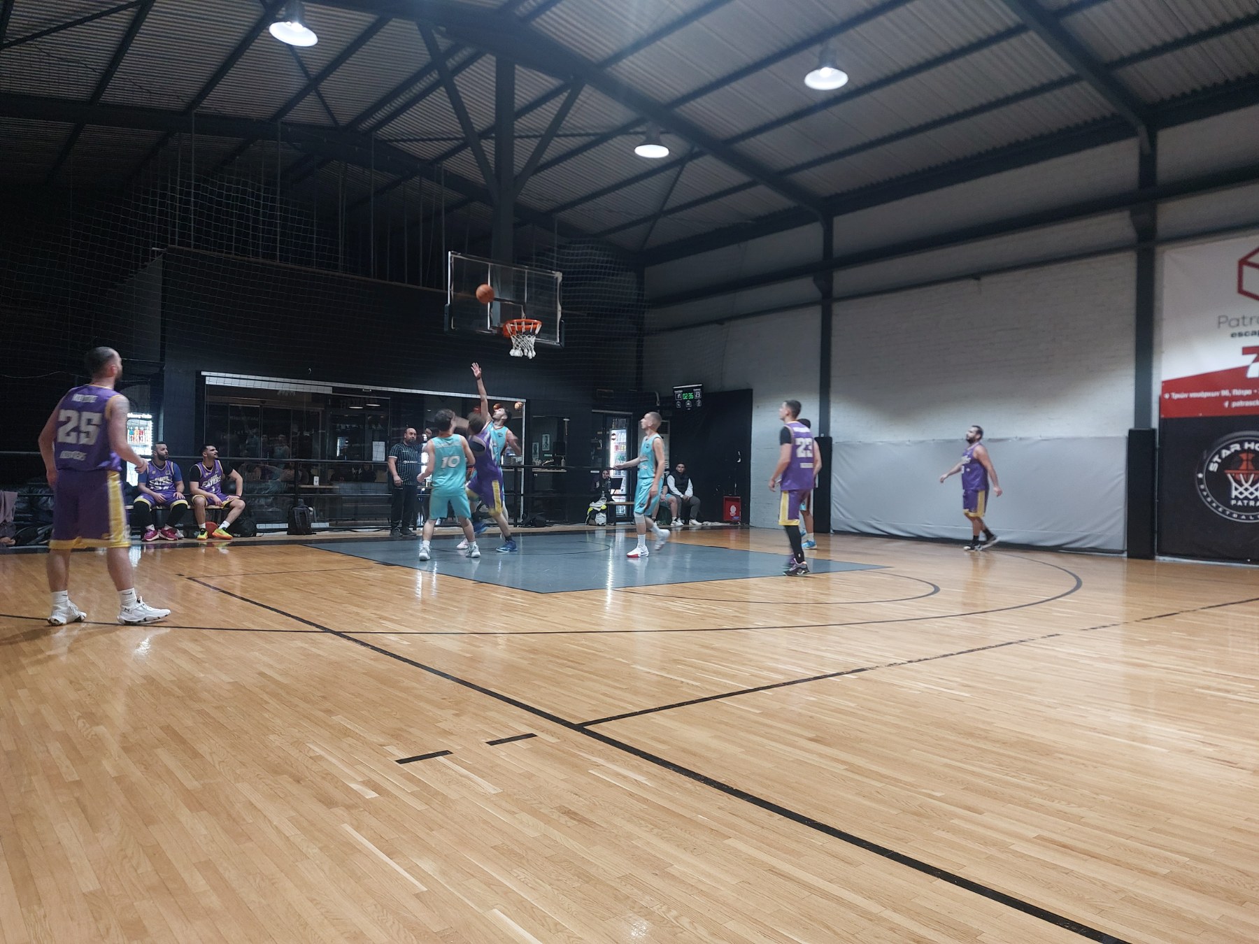 Buzzer Eaters vs Eurolinkatoi  38 – 44