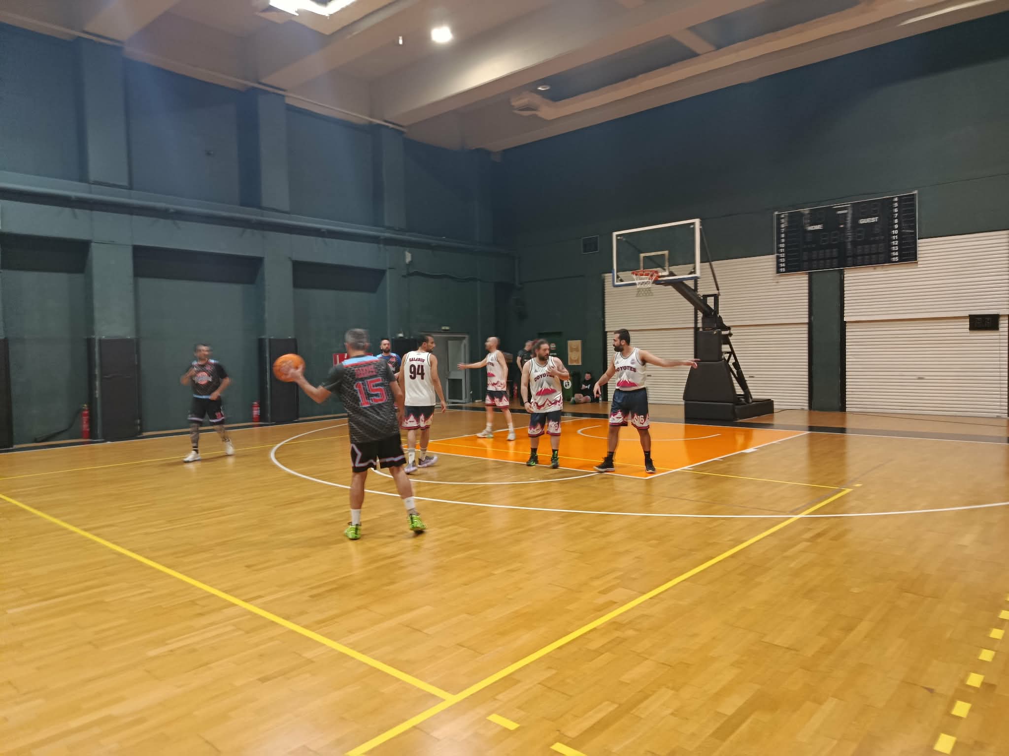 Coyotes vs Tune Squad 27 – 61