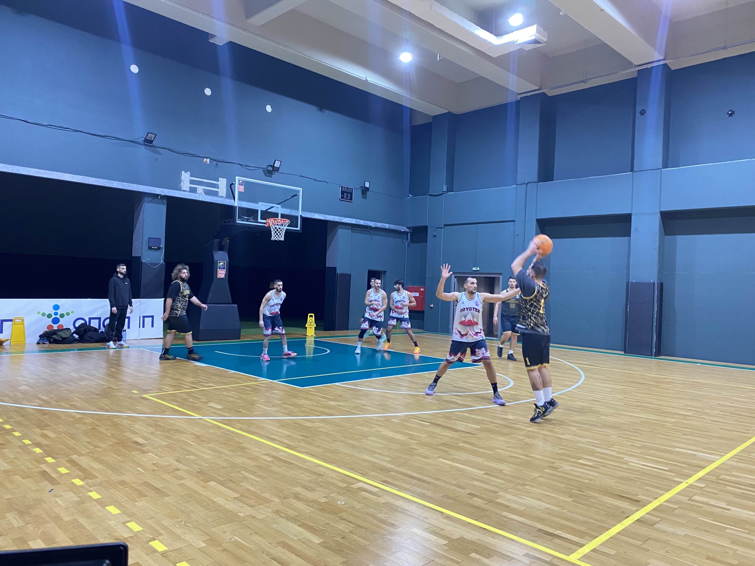 Coyotes vs Alonia BC 37 – 49