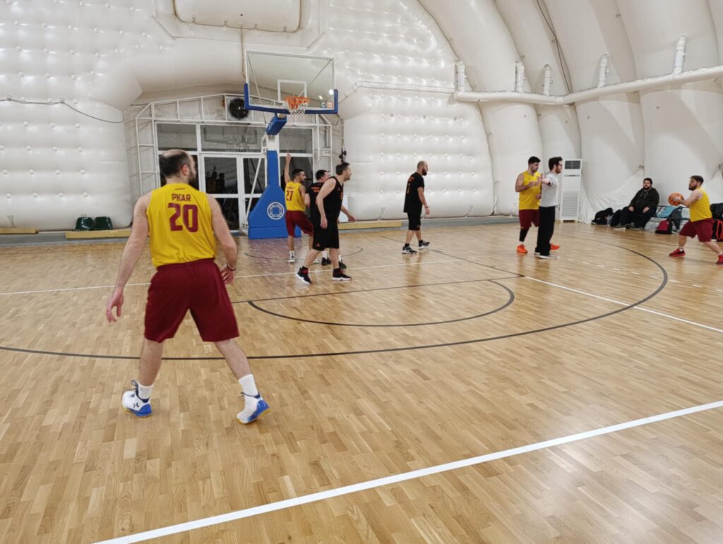 Three and Kukoc vs Ampelale 36 – 50