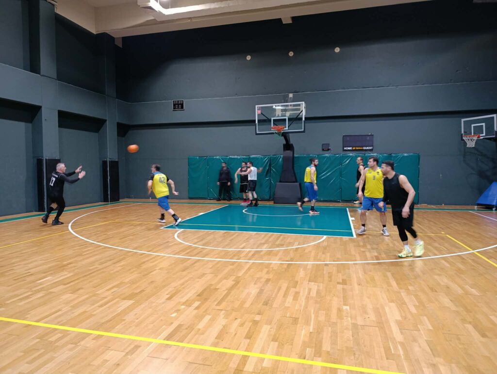 Breaking Dads vs BallBusters 57 – 47