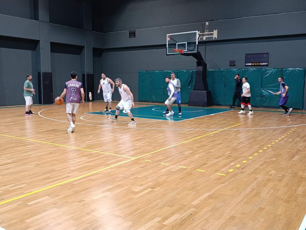 Teenagers vs Itah Jazz 51 – 53