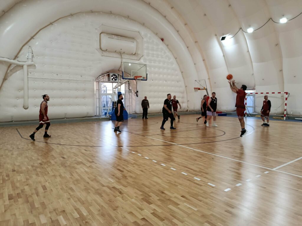 Oloi xwma Thunder vs Rum and Gun 49 – 43