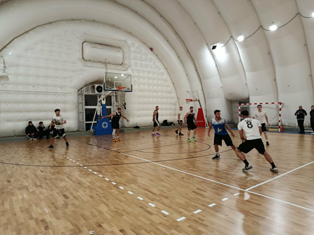 Den Bai BC vs Nea Makri Team 38 – 60