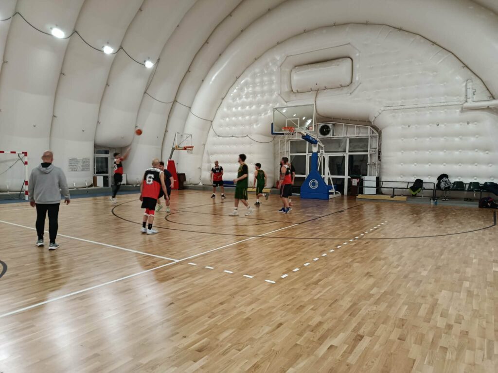 Old Firm vs Bomba Clutch 63 – 52