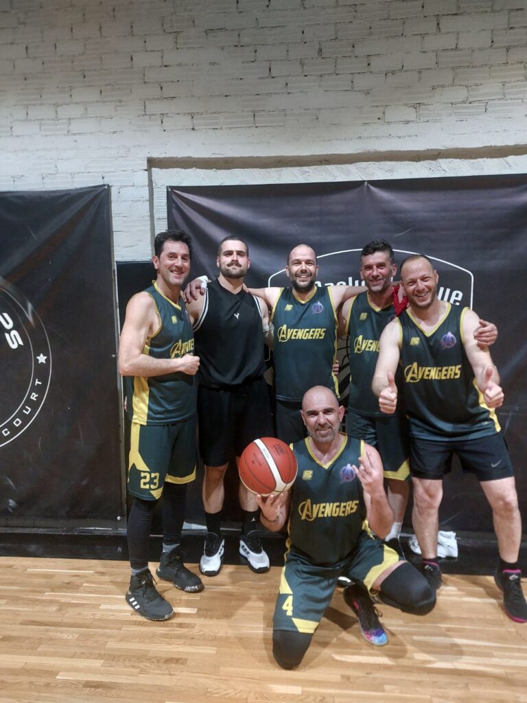 Afovos vrahneikwn vs Avengers 50 – 52